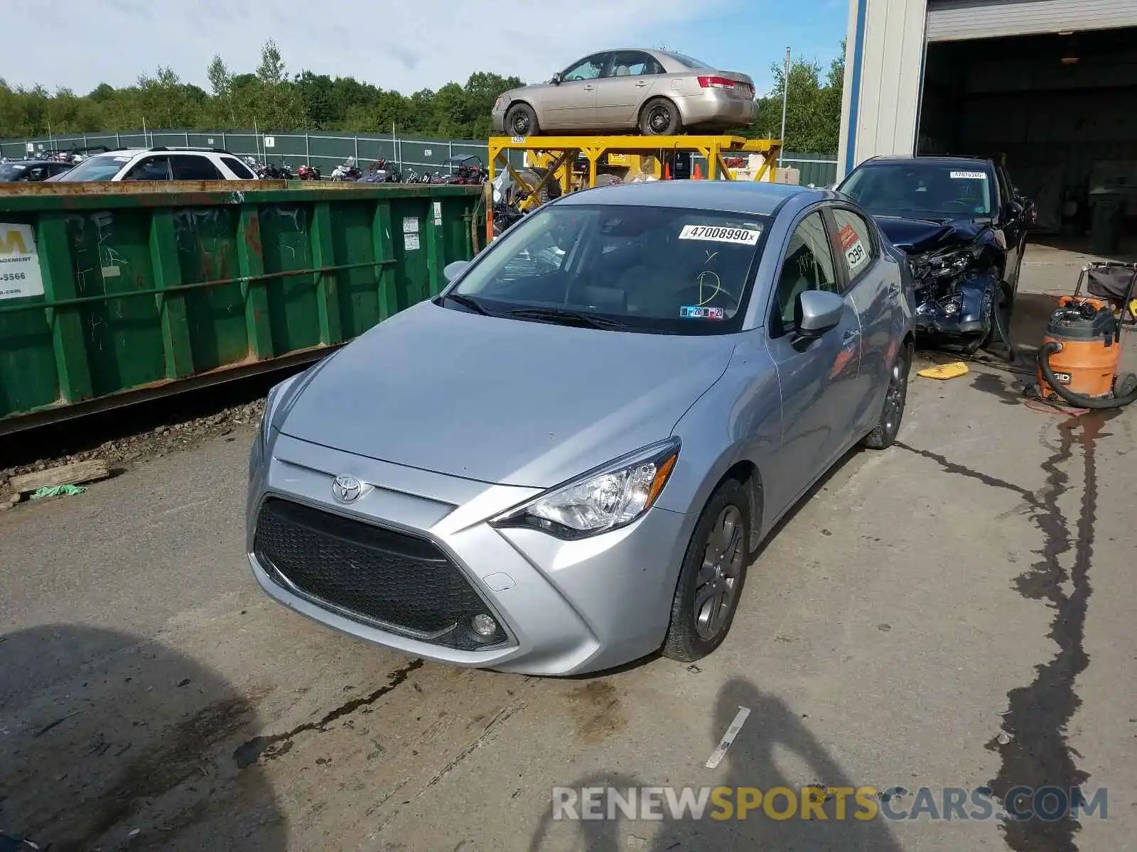 2 Photograph of a damaged car 3MYDLBYV4KY504209 TOYOTA YARIS 2019