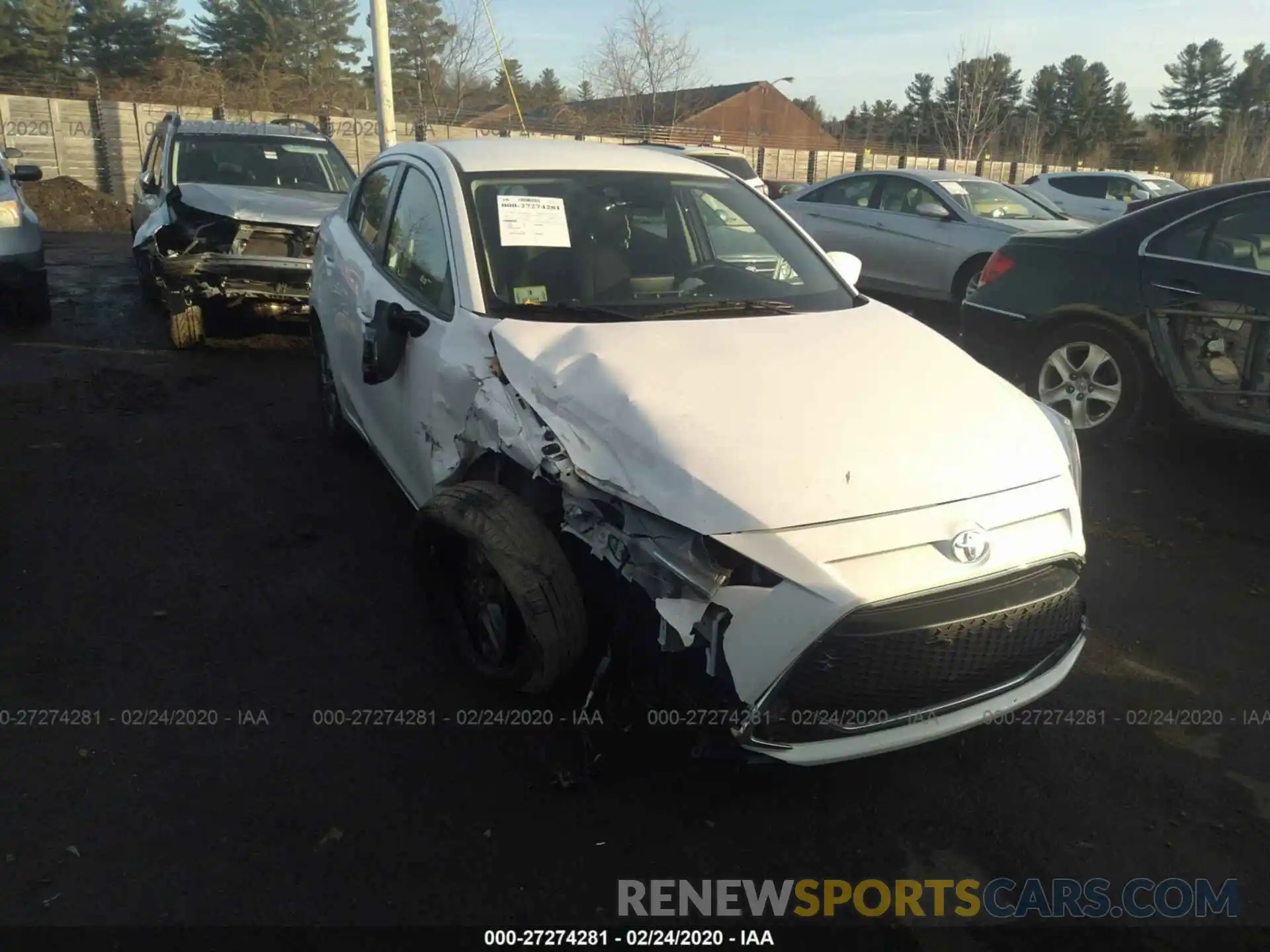 1 Photograph of a damaged car 3MYDLBYV4KY505506 TOYOTA YARIS 2019