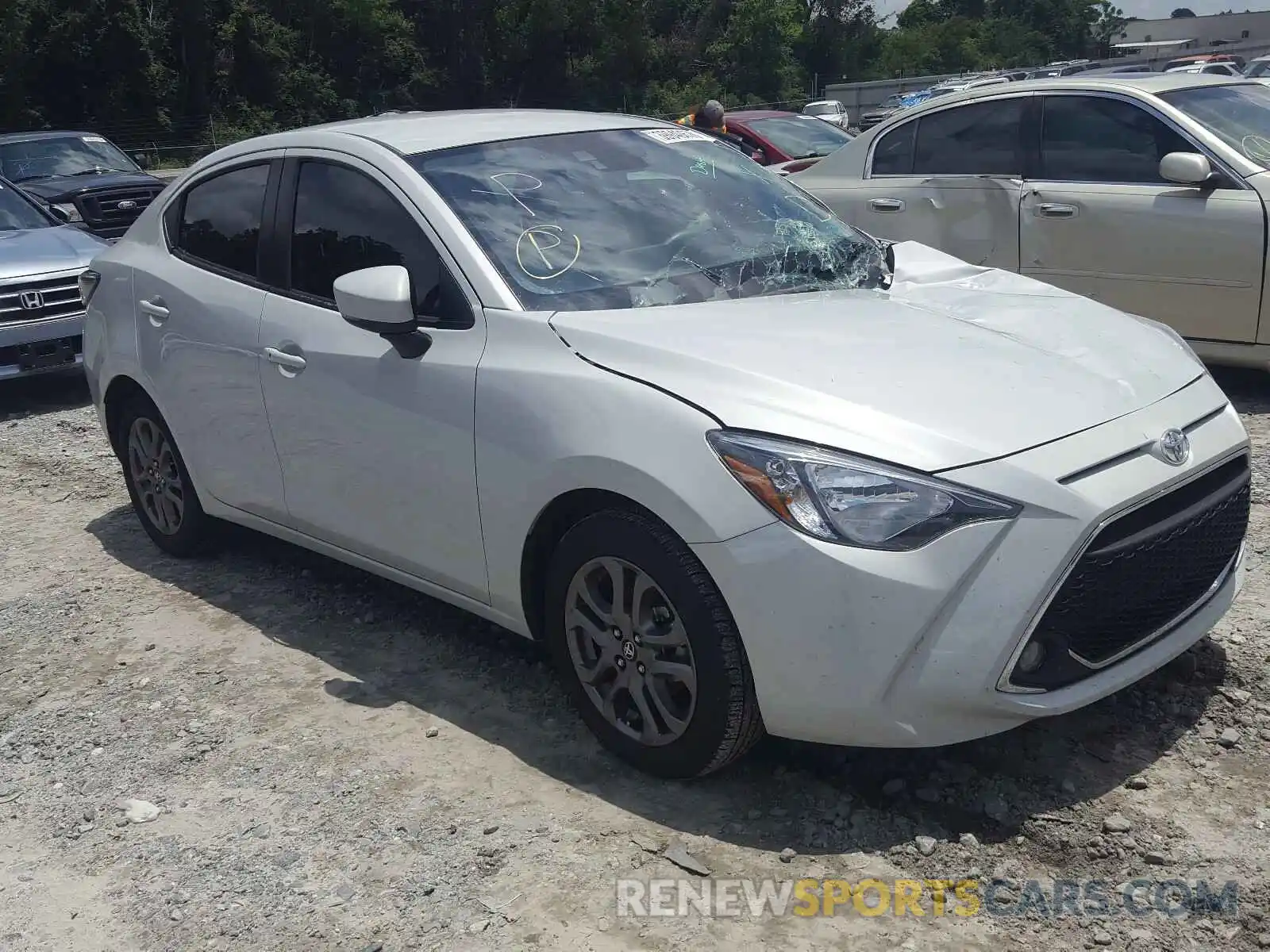 1 Photograph of a damaged car 3MYDLBYV4KY506722 TOYOTA YARIS 2019