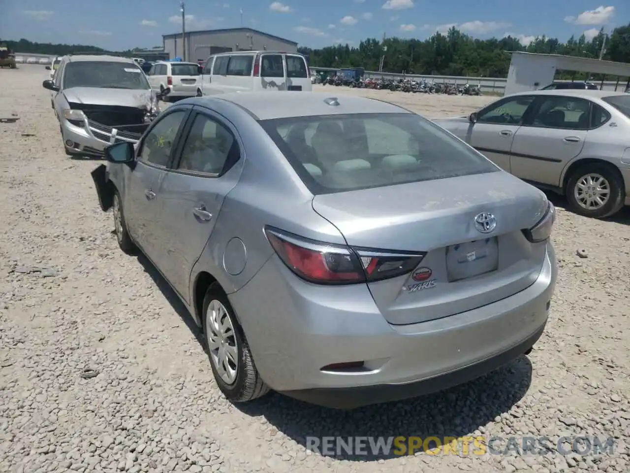 3 Photograph of a damaged car 3MYDLBYV4KY507918 TOYOTA YARIS 2019