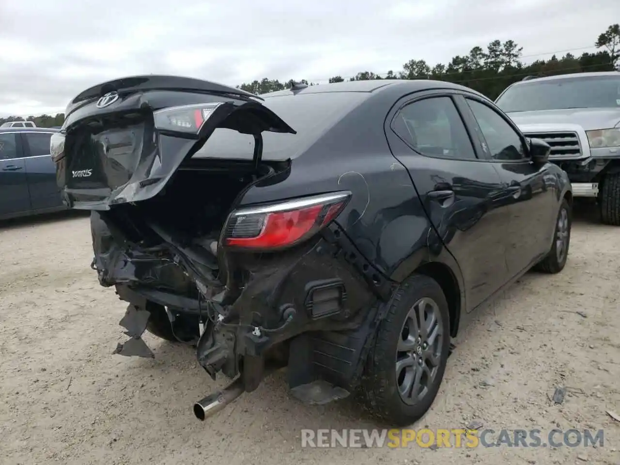 4 Photograph of a damaged car 3MYDLBYV4KY509006 TOYOTA YARIS 2019