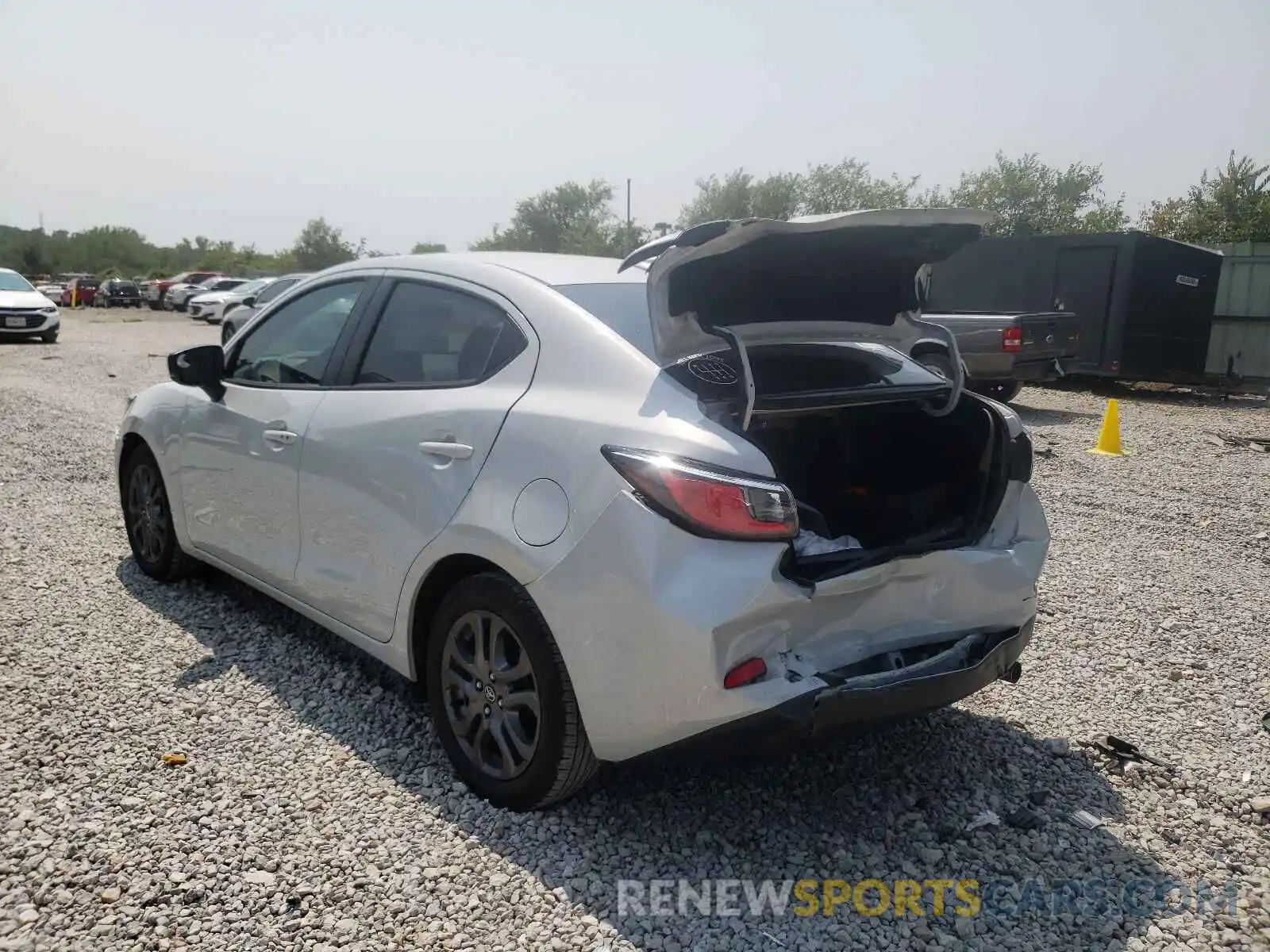 3 Photograph of a damaged car 3MYDLBYV4KY509085 TOYOTA YARIS 2019