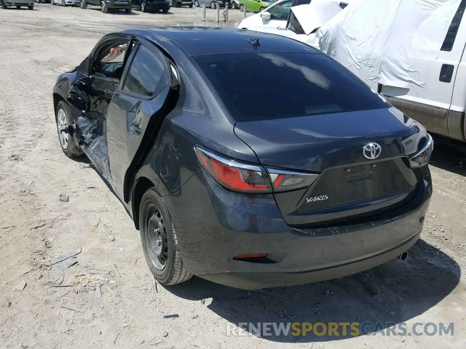 3 Photograph of a damaged car 3MYDLBYV4KY509183 TOYOTA YARIS 2019