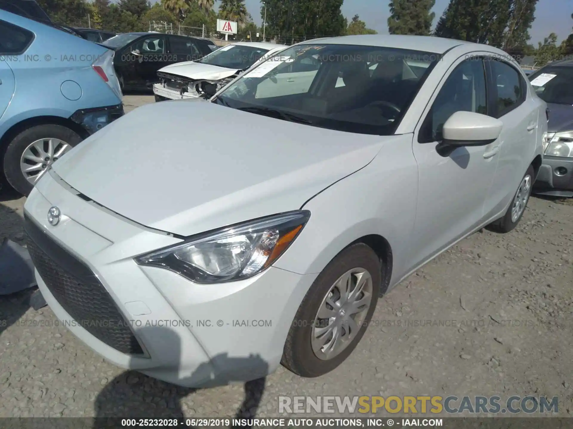 2 Photograph of a damaged car 3MYDLBYV4KY511340 TOYOTA YARIS 2019