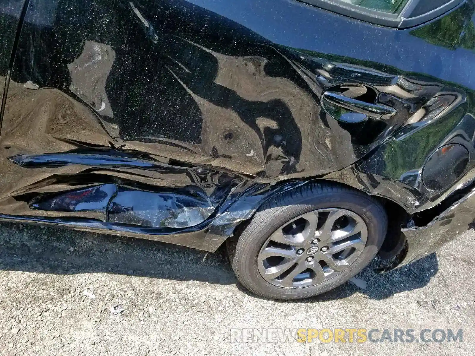 9 Photograph of a damaged car 3MYDLBYV4KY514948 TOYOTA YARIS 2019