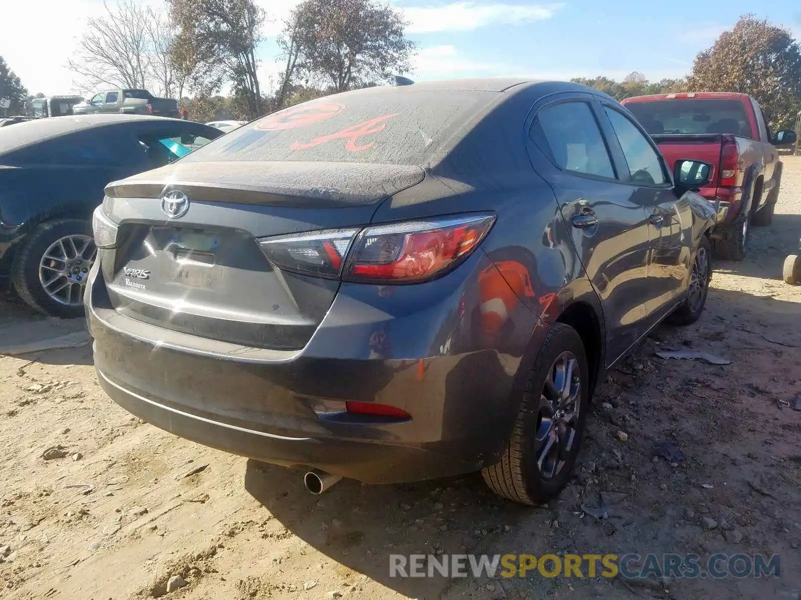 4 Photograph of a damaged car 3MYDLBYV4KY515582 TOYOTA YARIS 2019