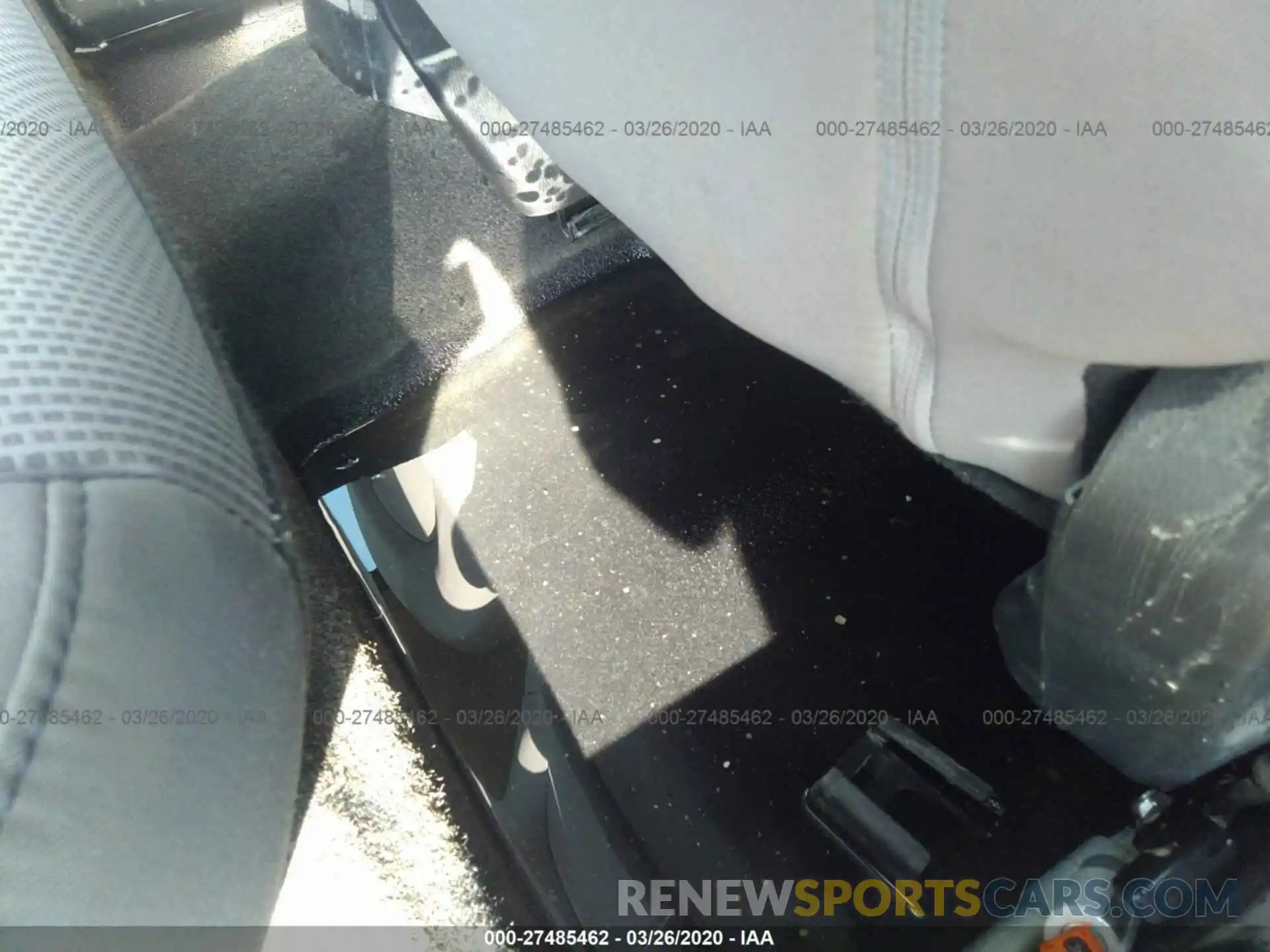 6 Photograph of a damaged car 3MYDLBYV4KY516215 TOYOTA YARIS 2019