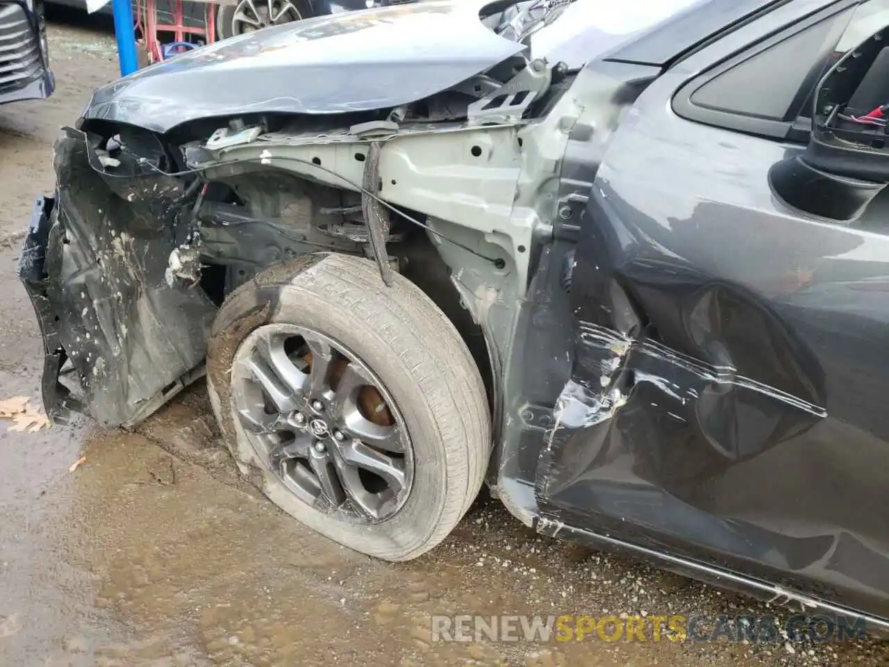 9 Photograph of a damaged car 3MYDLBYV4KY516313 TOYOTA YARIS 2019