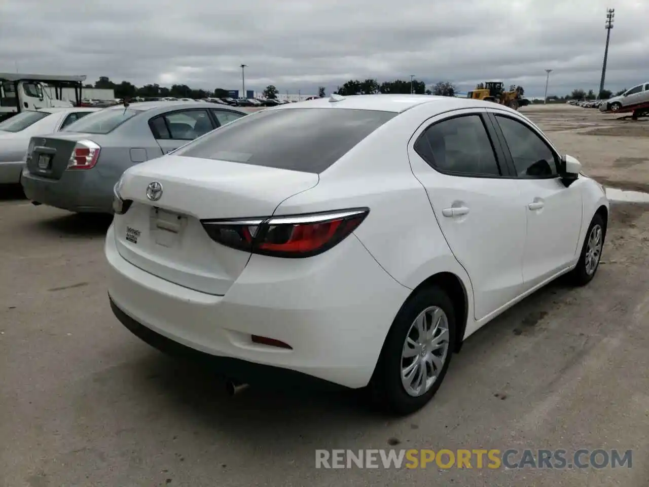 4 Photograph of a damaged car 3MYDLBYV4KY518479 TOYOTA YARIS 2019