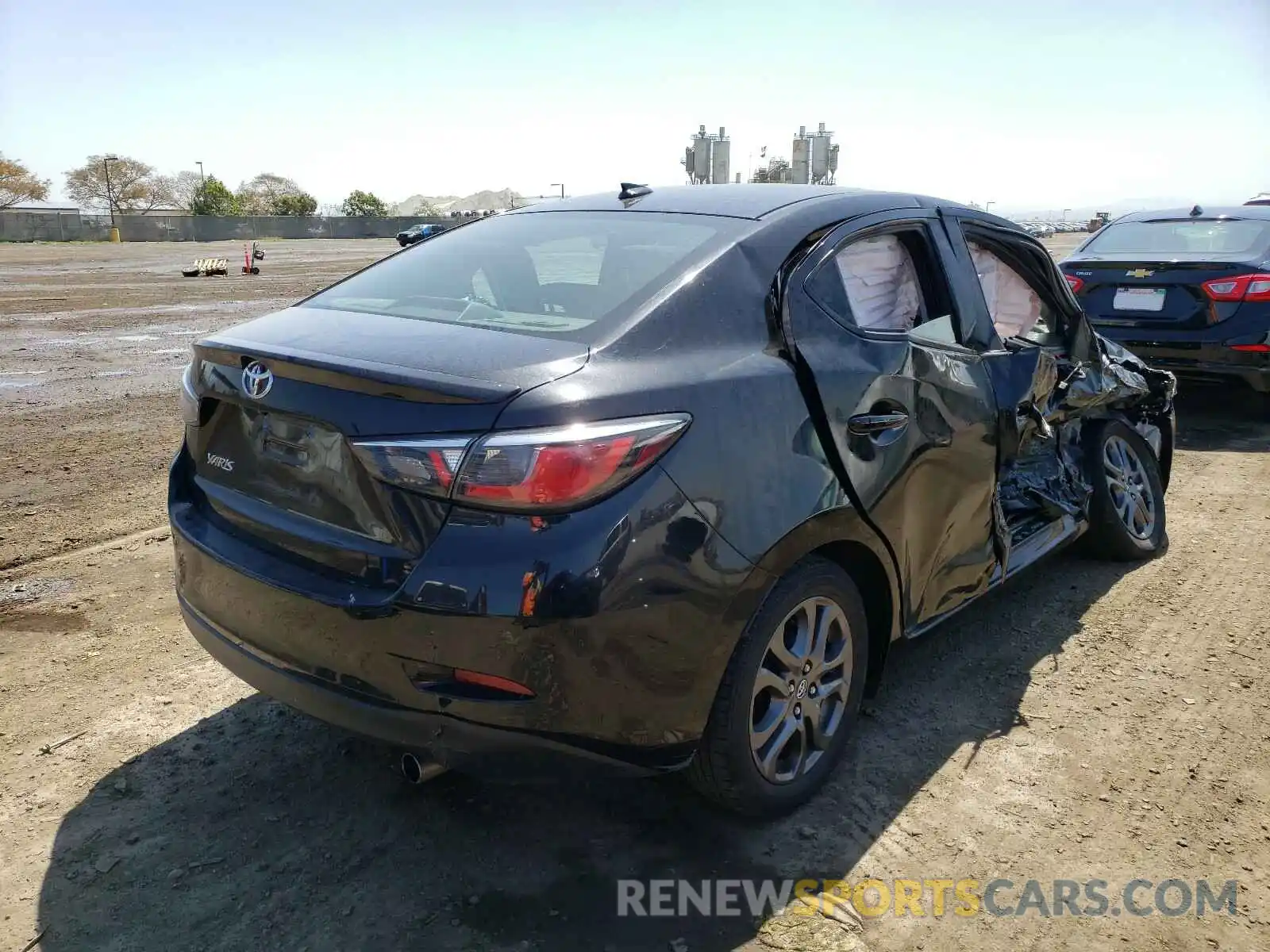 4 Photograph of a damaged car 3MYDLBYV4KY518806 TOYOTA YARIS 2019