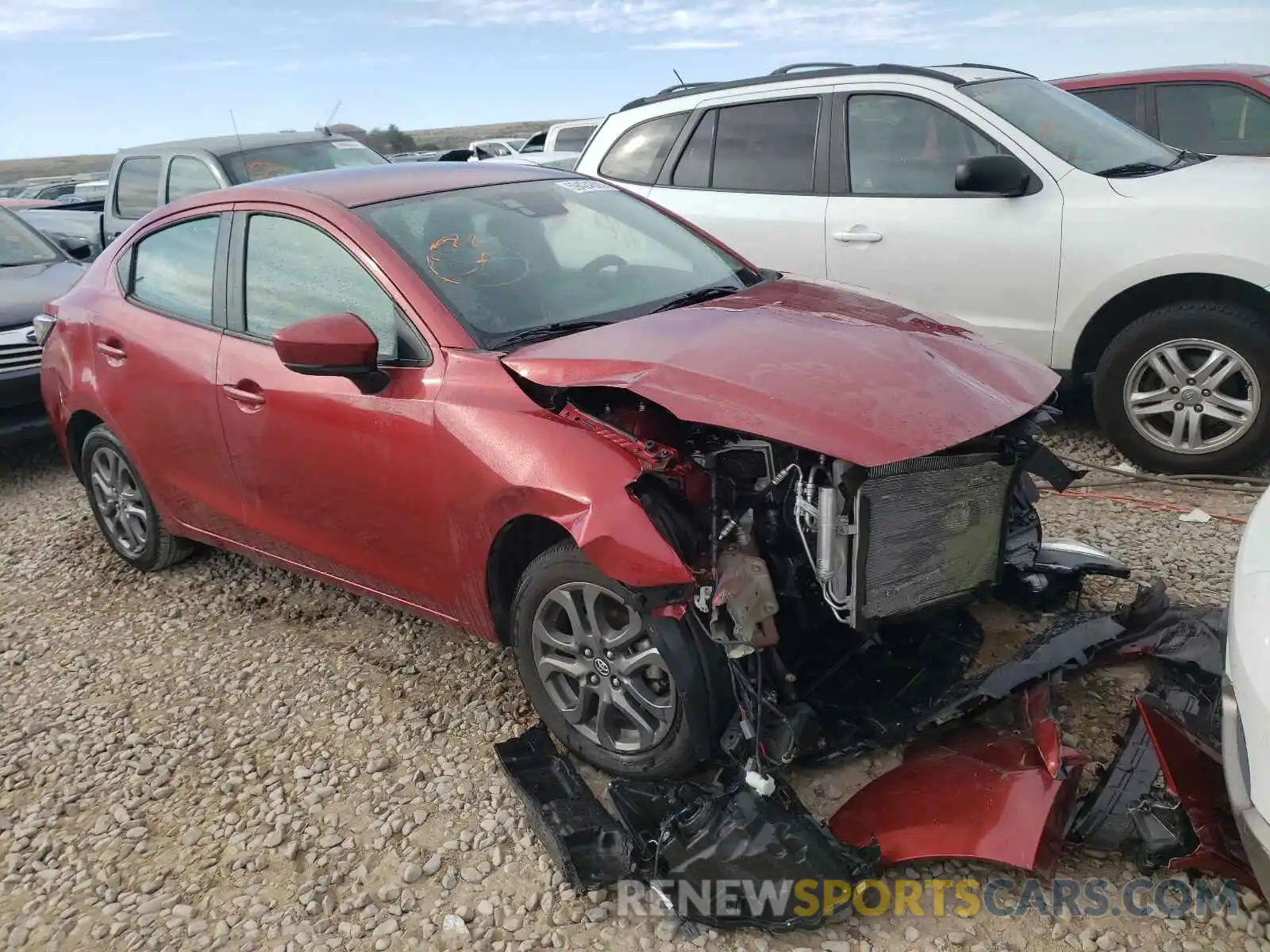 1 Photograph of a damaged car 3MYDLBYV4KY519762 TOYOTA YARIS 2019