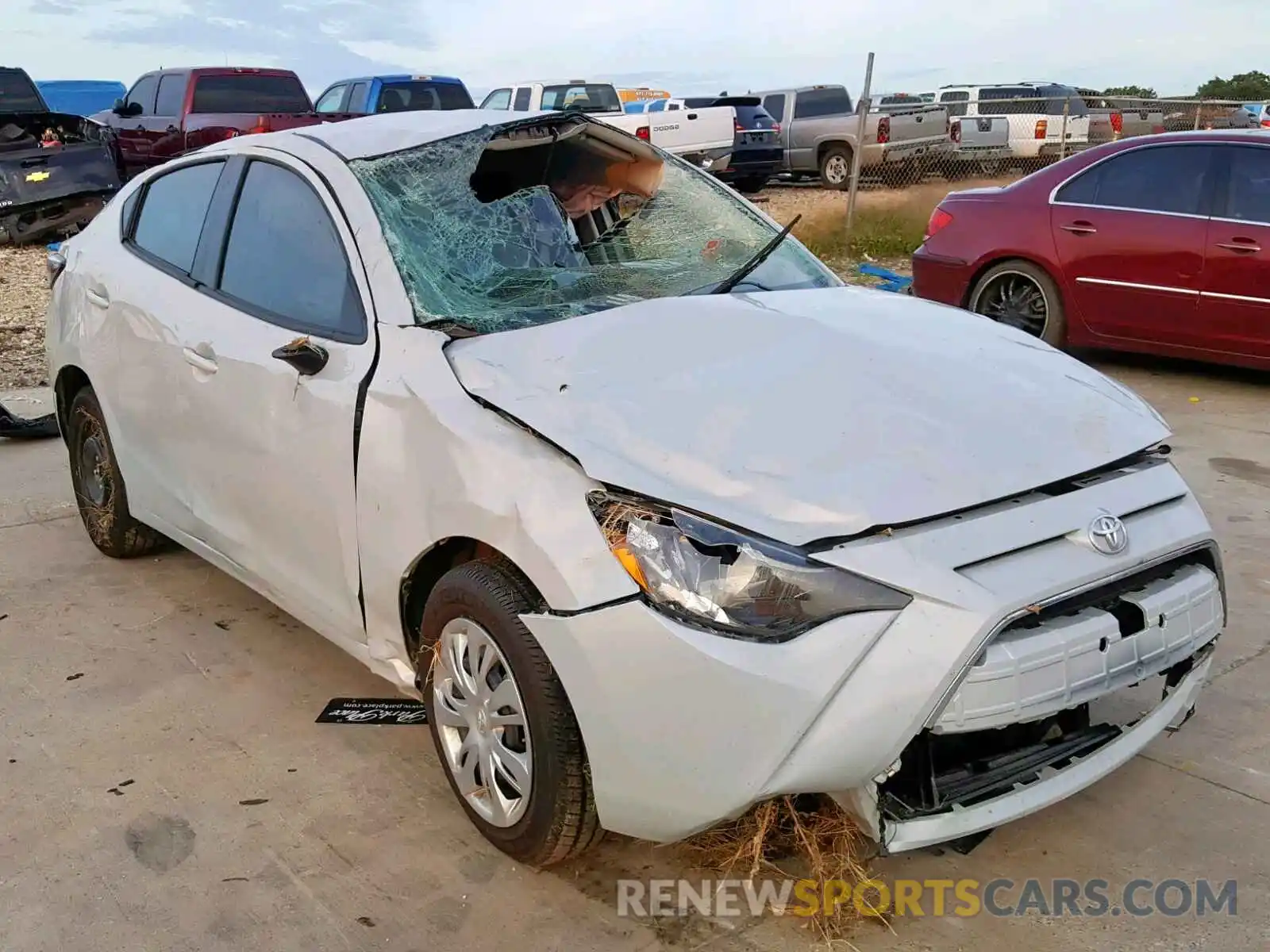 1 Photograph of a damaged car 3MYDLBYV4KY520555 TOYOTA YARIS 2019