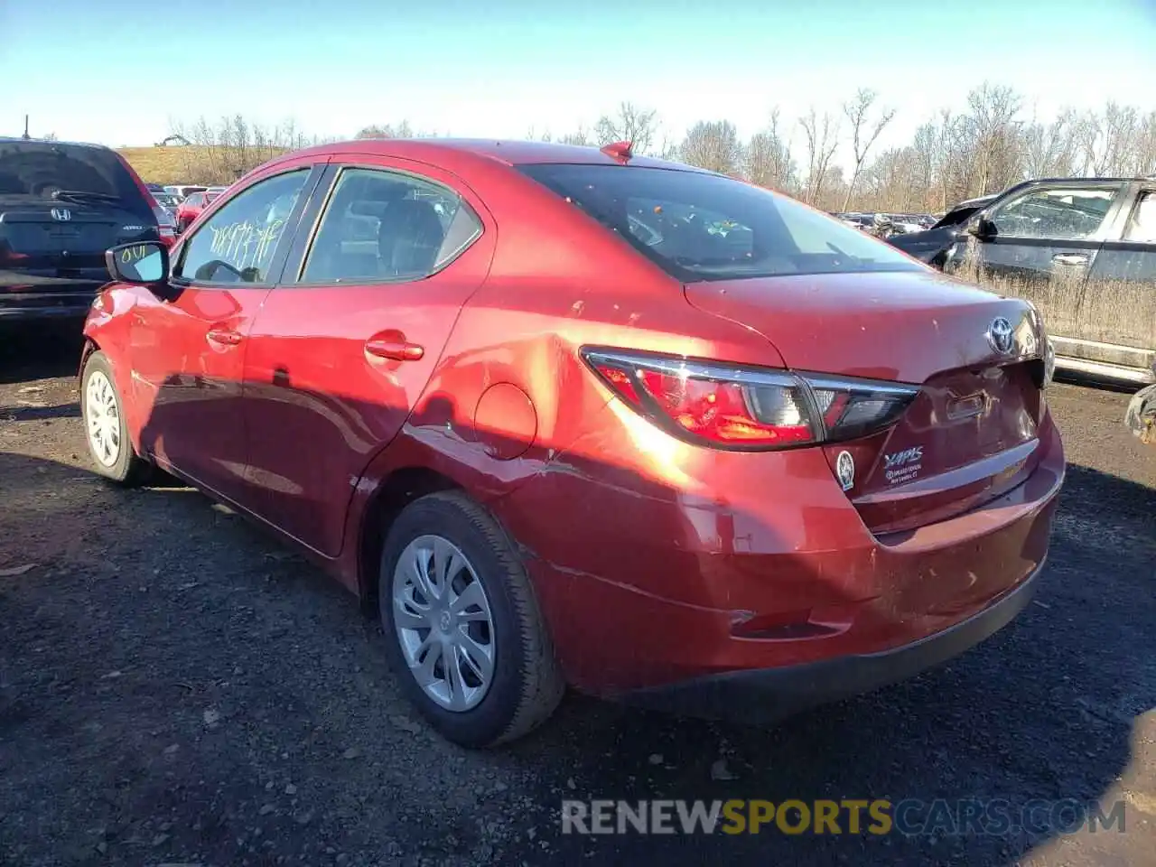 3 Photograph of a damaged car 3MYDLBYV4KY521365 TOYOTA YARIS 2019