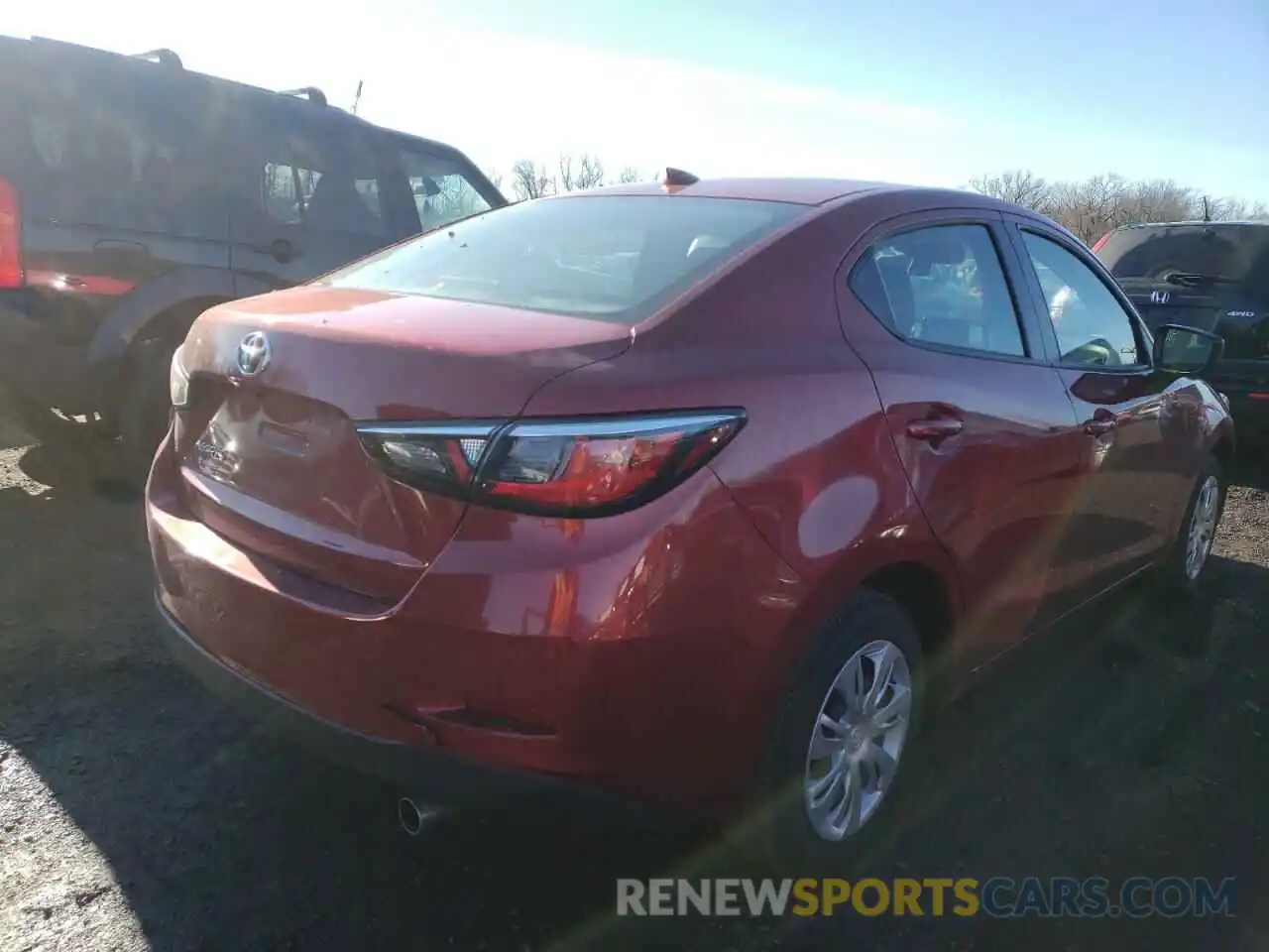 4 Photograph of a damaged car 3MYDLBYV4KY521365 TOYOTA YARIS 2019