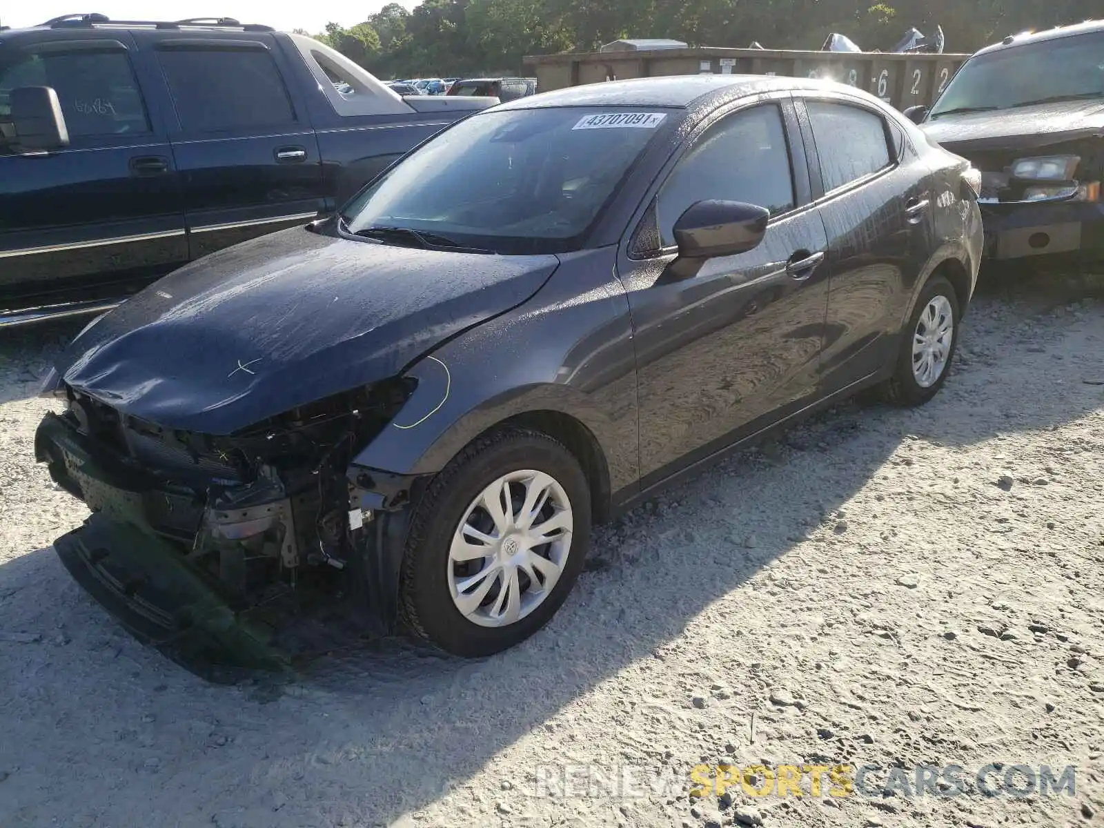 2 Photograph of a damaged car 3MYDLBYV4KY521575 TOYOTA YARIS 2019