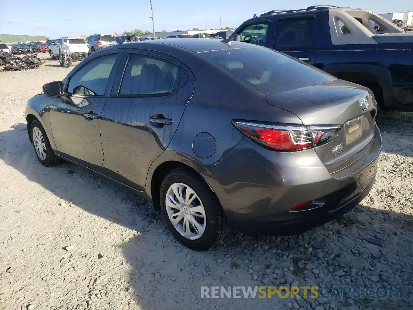 3 Photograph of a damaged car 3MYDLBYV4KY521575 TOYOTA YARIS 2019