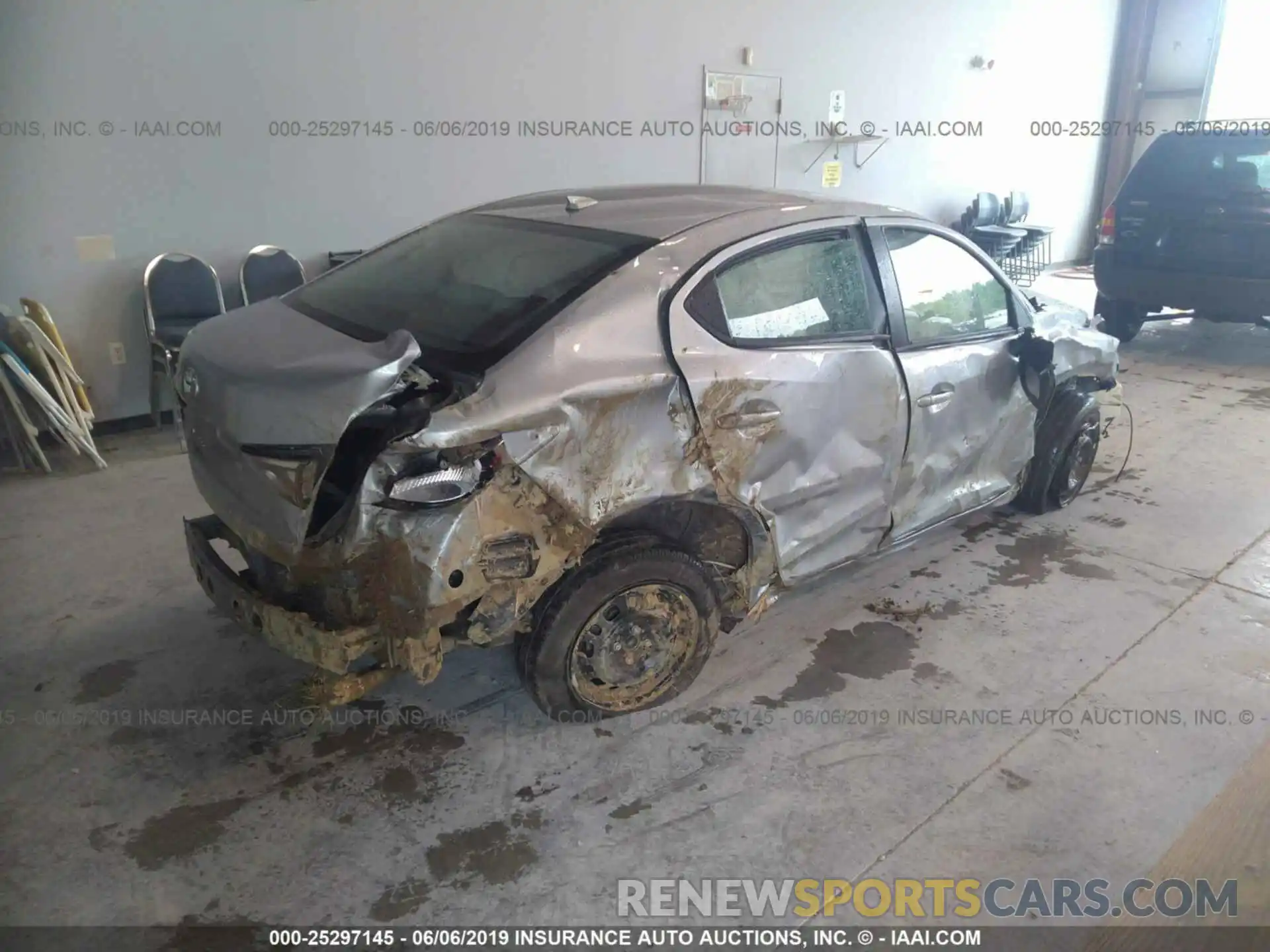 4 Photograph of a damaged car 3MYDLBYV4KY521611 TOYOTA YARIS 2019