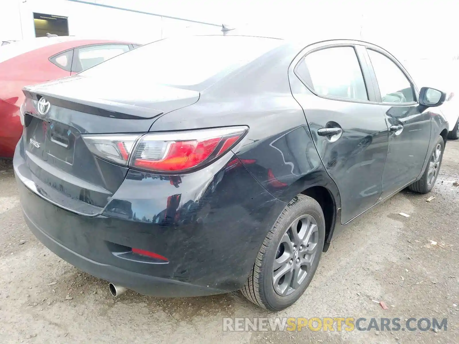 4 Photograph of a damaged car 3MYDLBYV4KY523391 TOYOTA YARIS 2019