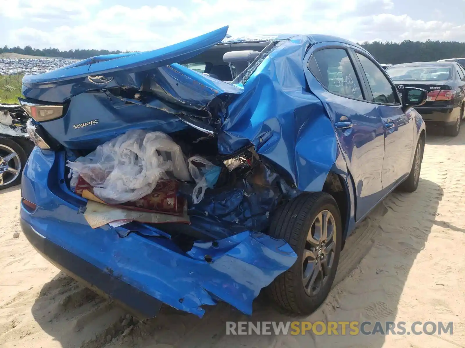 4 Photograph of a damaged car 3MYDLBYV4KY523505 TOYOTA YARIS 2019