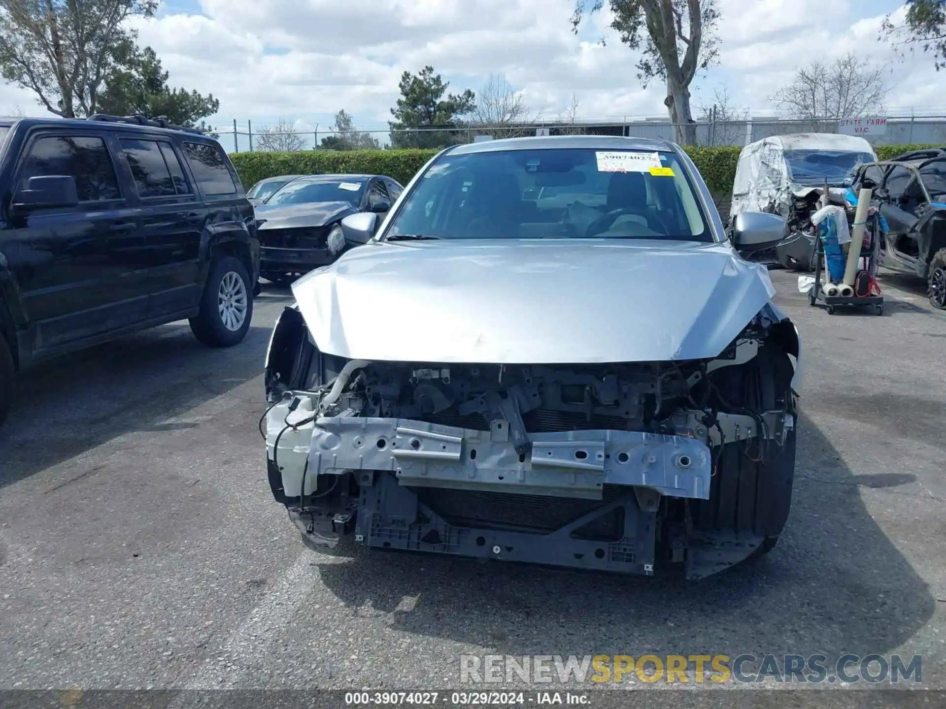 13 Photograph of a damaged car 3MYDLBYV4KY524041 TOYOTA YARIS 2019