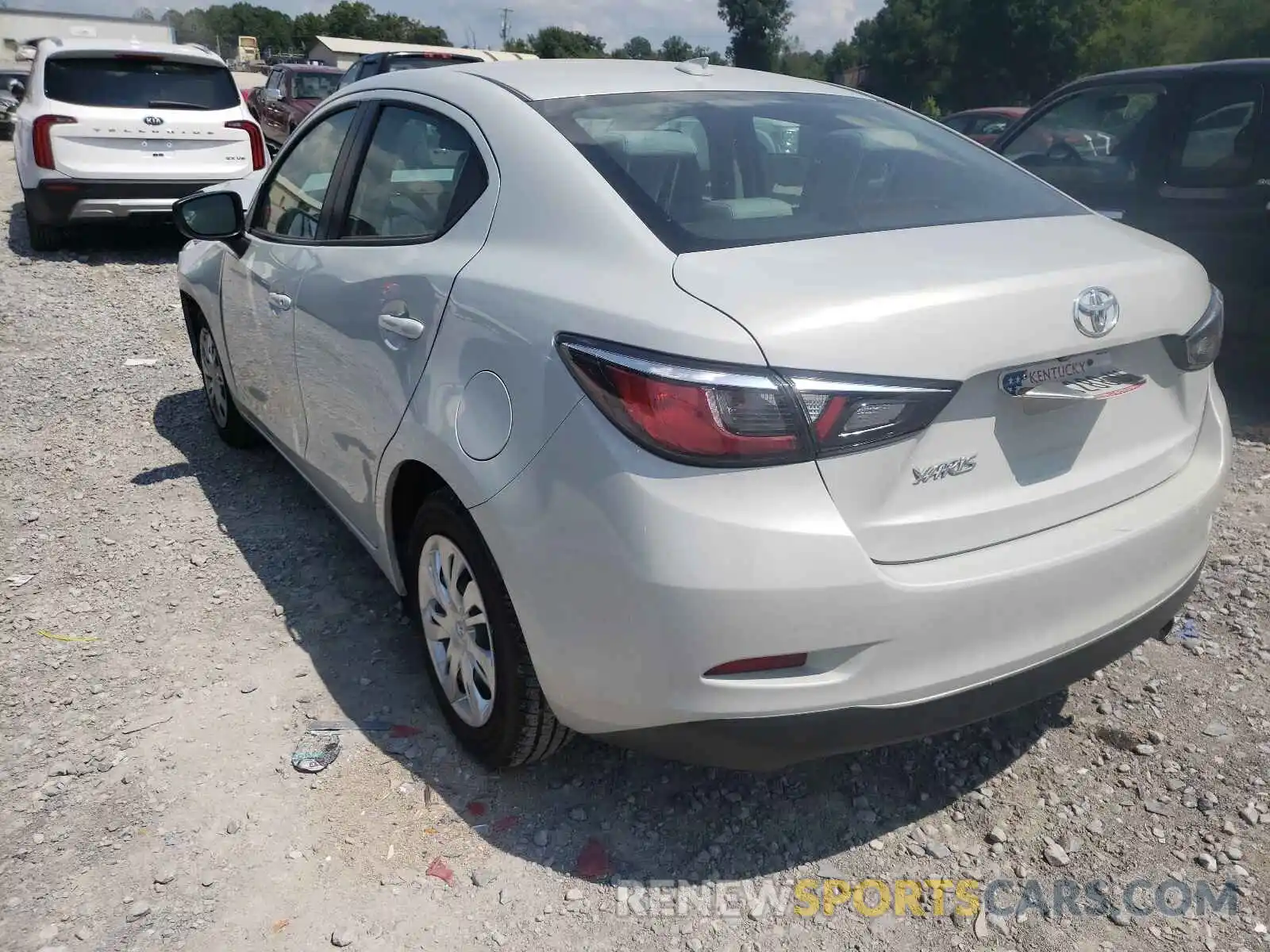 3 Photograph of a damaged car 3MYDLBYV4KY524511 TOYOTA YARIS 2019