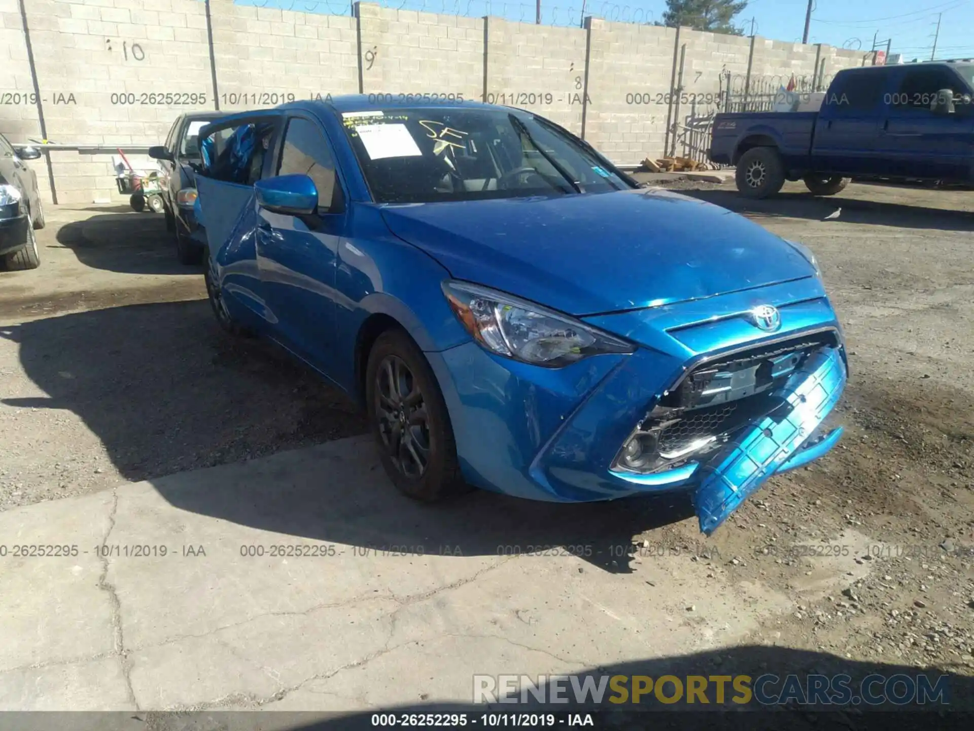 1 Фотография поврежденного автомобиля 3MYDLBYV4KY526405 TOYOTA YARIS 2019