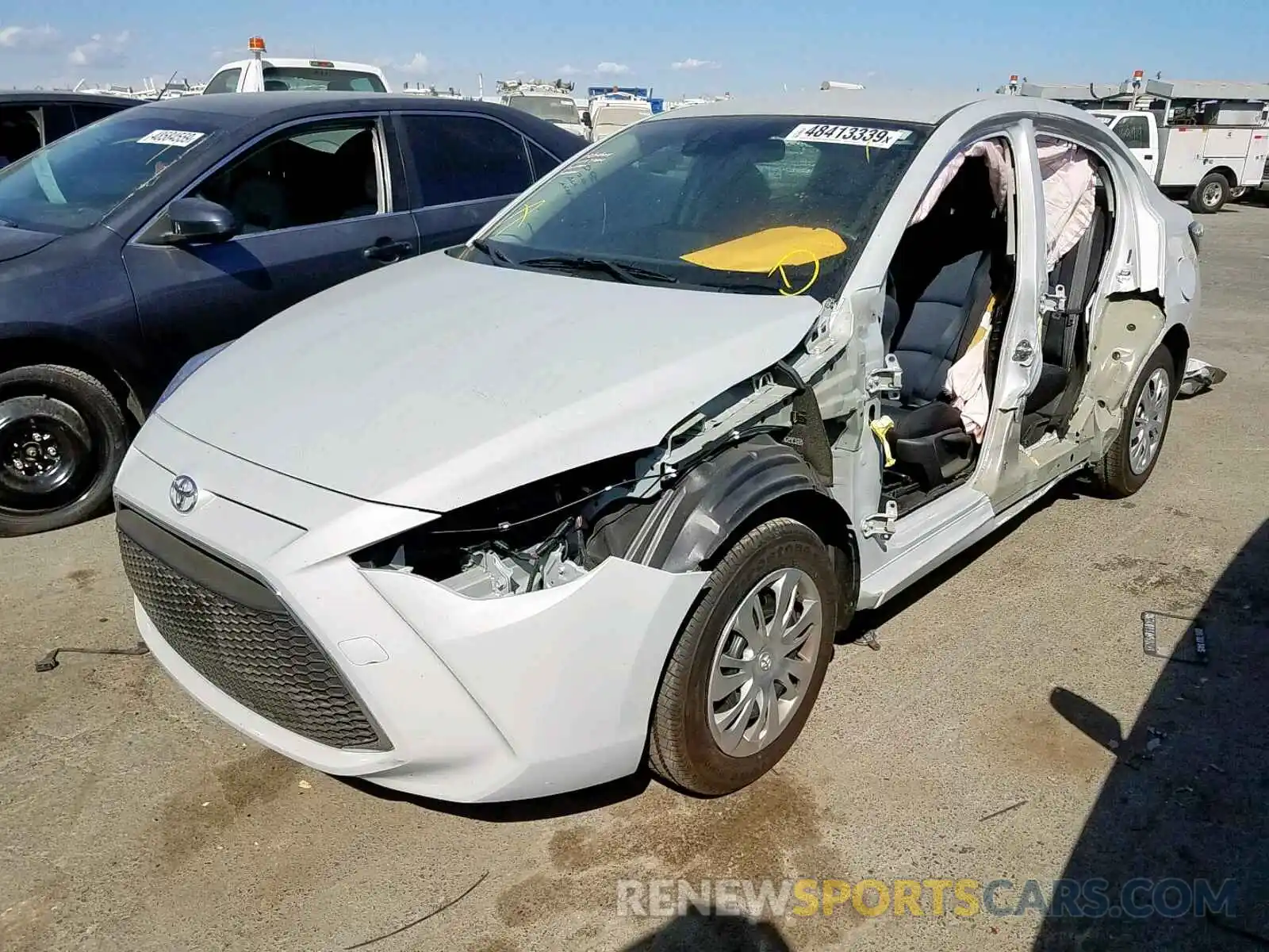 2 Photograph of a damaged car 3MYDLBYV4KY527585 TOYOTA YARIS 2019