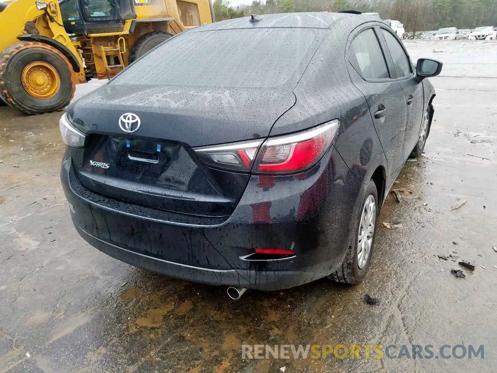 4 Photograph of a damaged car 3MYDLBYV4KY528168 TOYOTA YARIS 2019