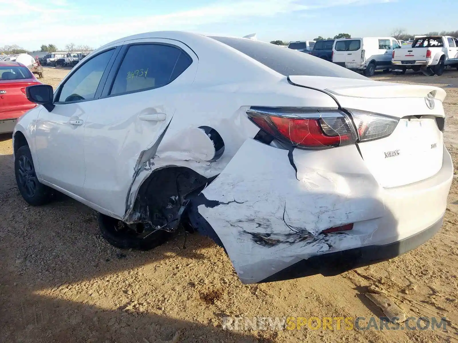 3 Photograph of a damaged car 3MYDLBYV5KY501156 TOYOTA YARIS 2019