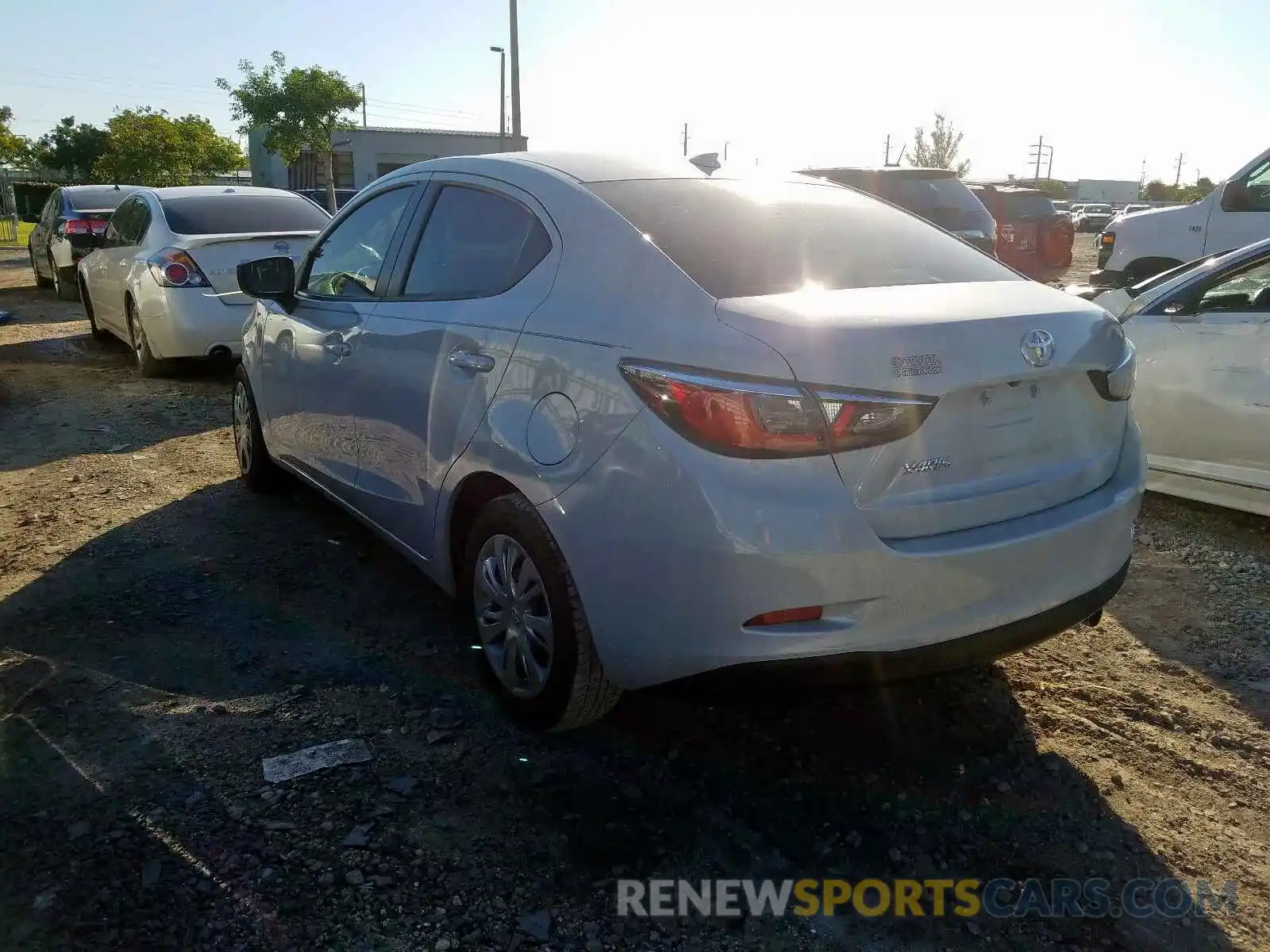 3 Photograph of a damaged car 3MYDLBYV5KY501206 TOYOTA YARIS 2019