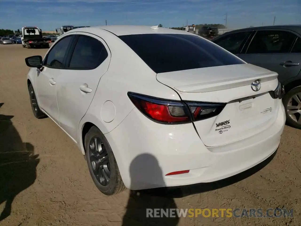 3 Photograph of a damaged car 3MYDLBYV5KY501321 TOYOTA YARIS 2019