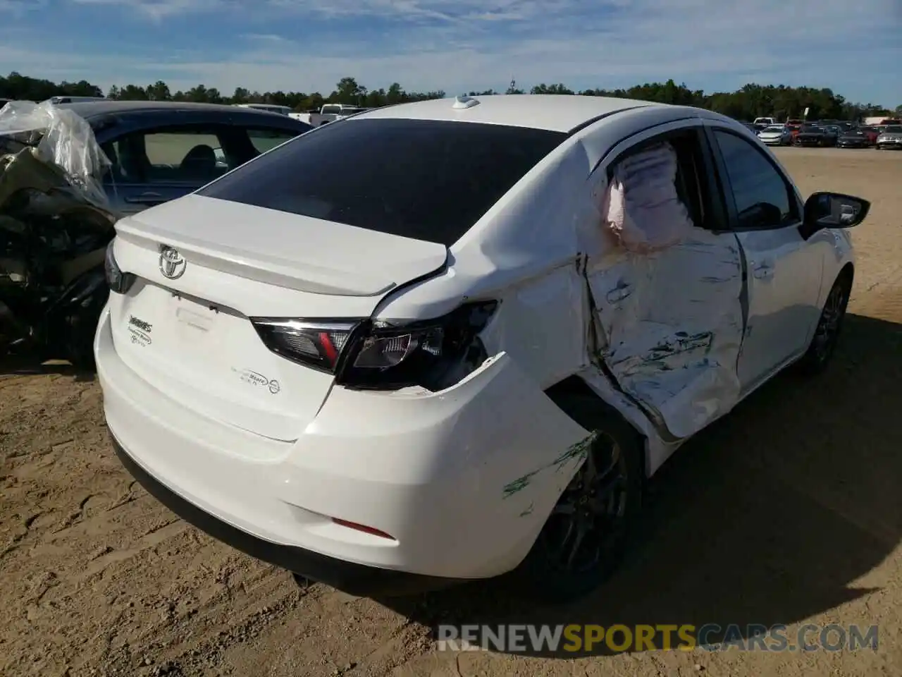 4 Photograph of a damaged car 3MYDLBYV5KY501321 TOYOTA YARIS 2019