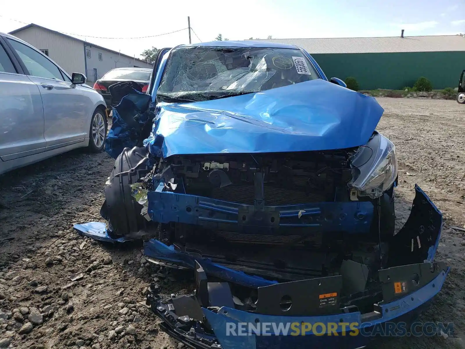 9 Photograph of a damaged car 3MYDLBYV5KY503005 TOYOTA YARIS 2019