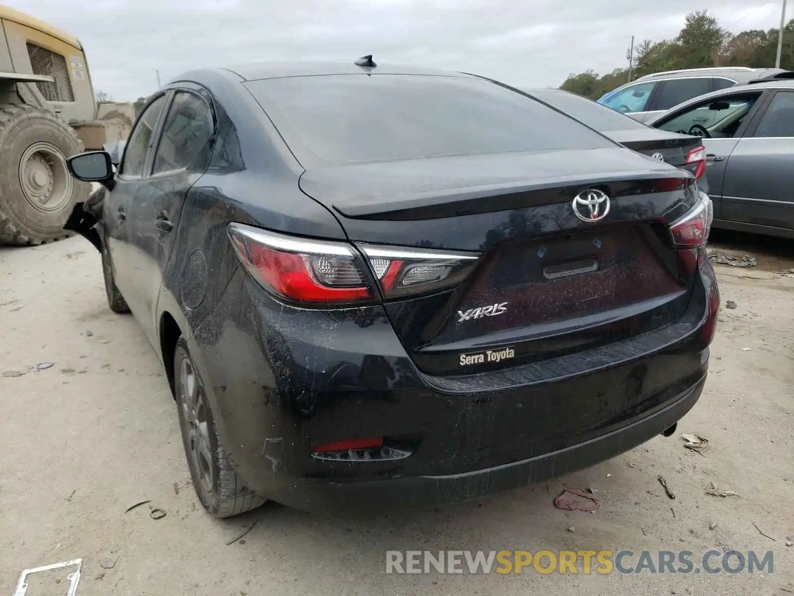 3 Photograph of a damaged car 3MYDLBYV5KY503702 TOYOTA YARIS 2019