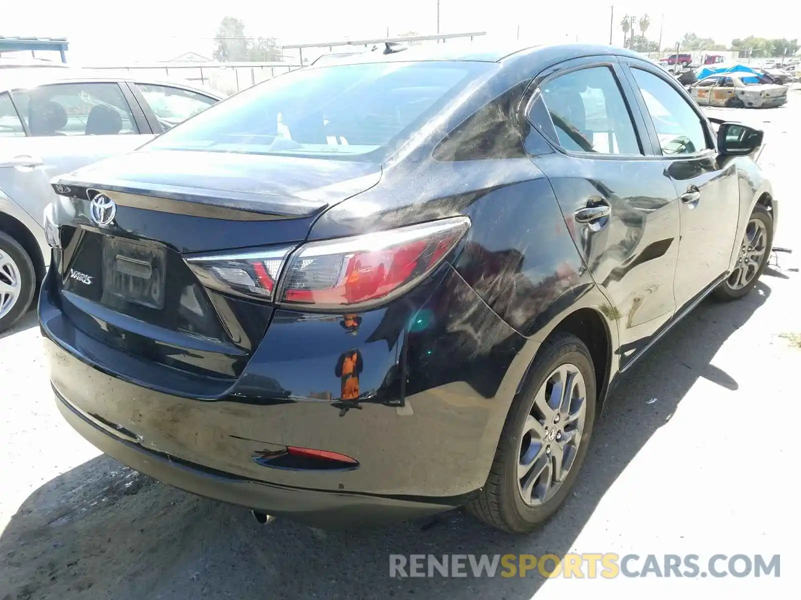 4 Photograph of a damaged car 3MYDLBYV5KY505126 TOYOTA YARIS 2019