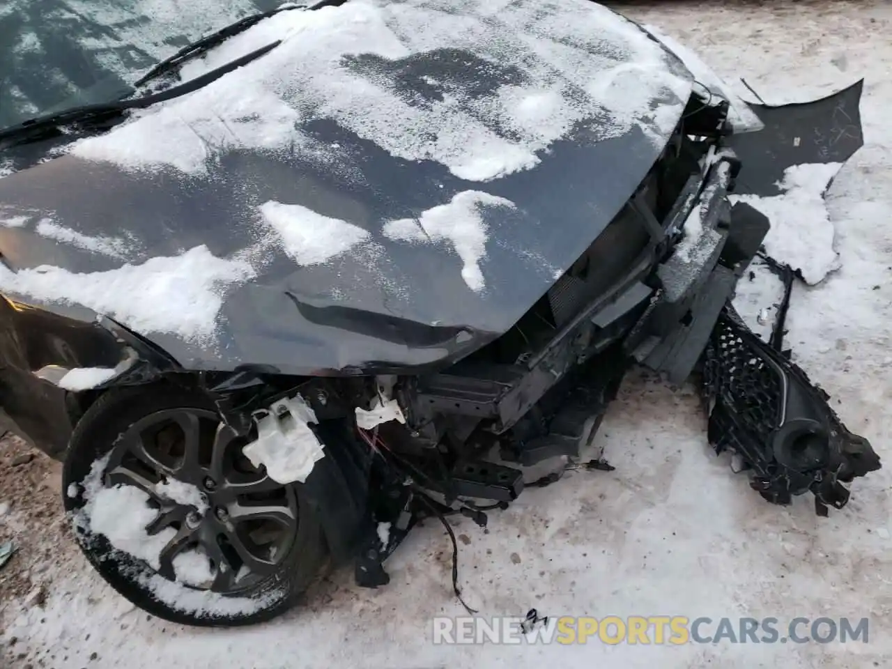 9 Photograph of a damaged car 3MYDLBYV5KY505174 TOYOTA YARIS 2019