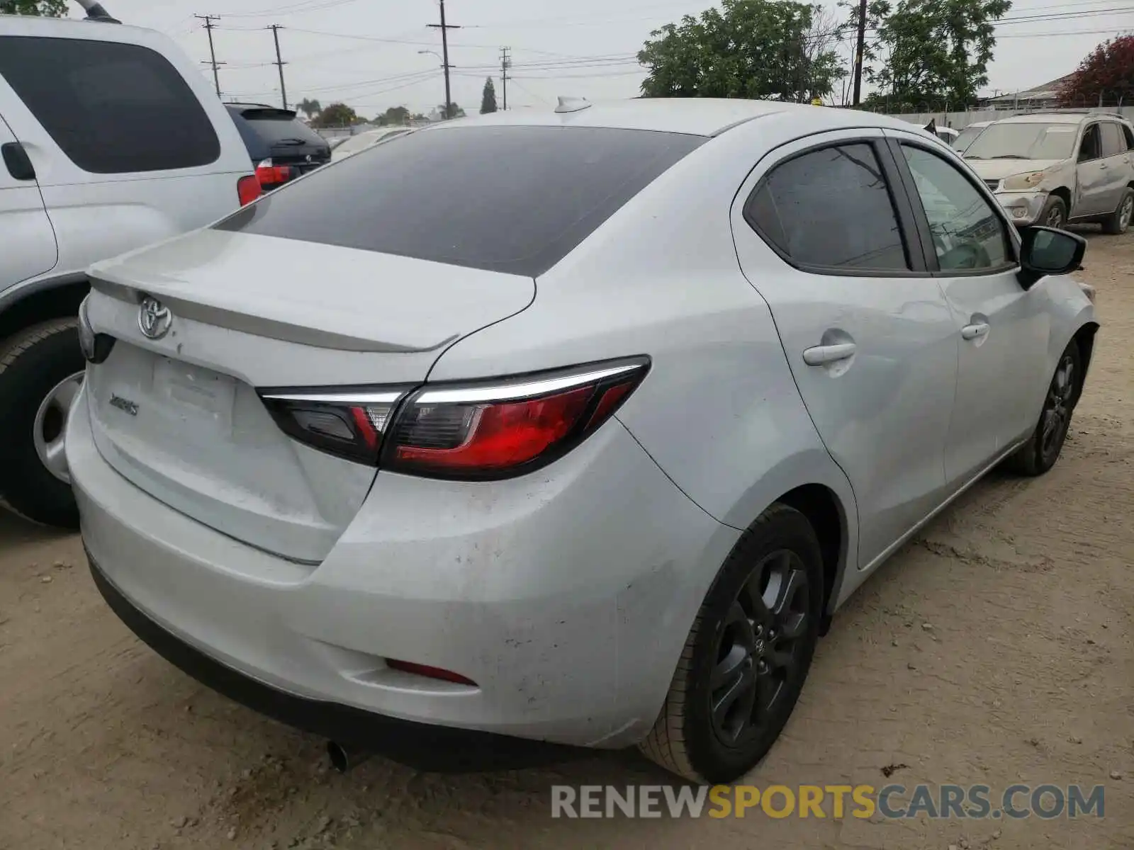 4 Photograph of a damaged car 3MYDLBYV5KY505692 TOYOTA YARIS 2019