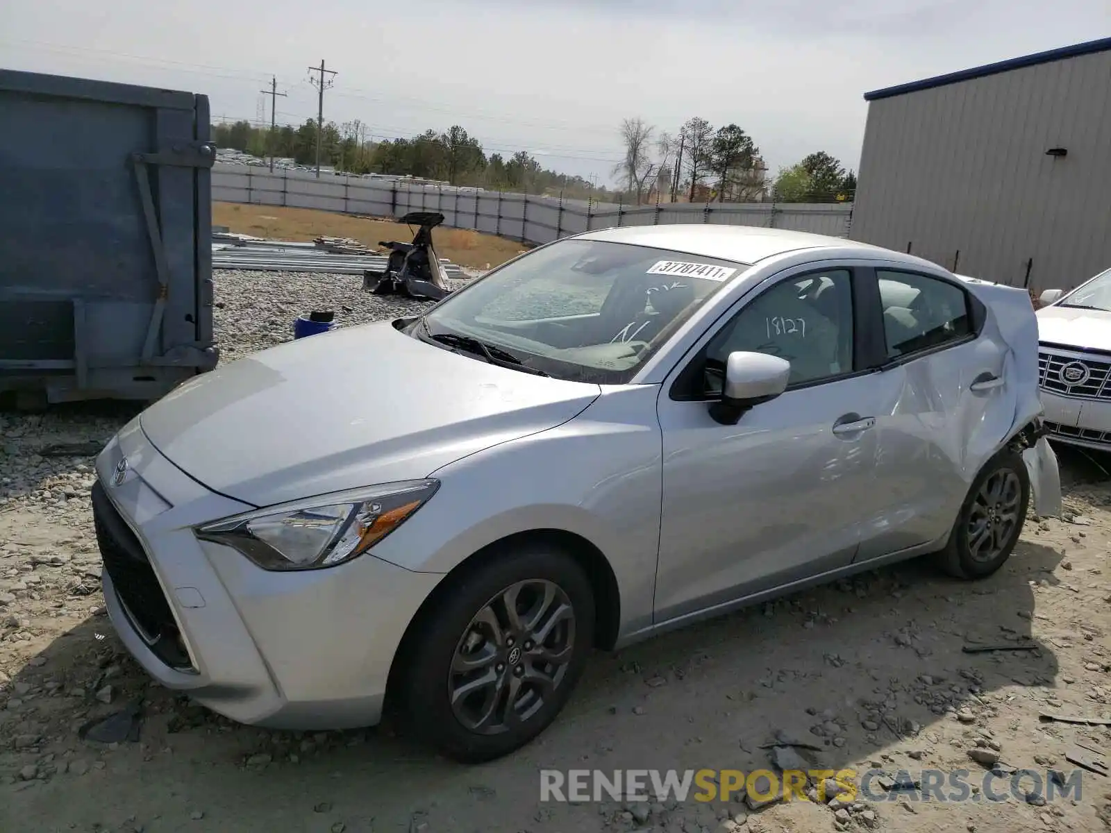 2 Photograph of a damaged car 3MYDLBYV5KY506406 TOYOTA YARIS 2019