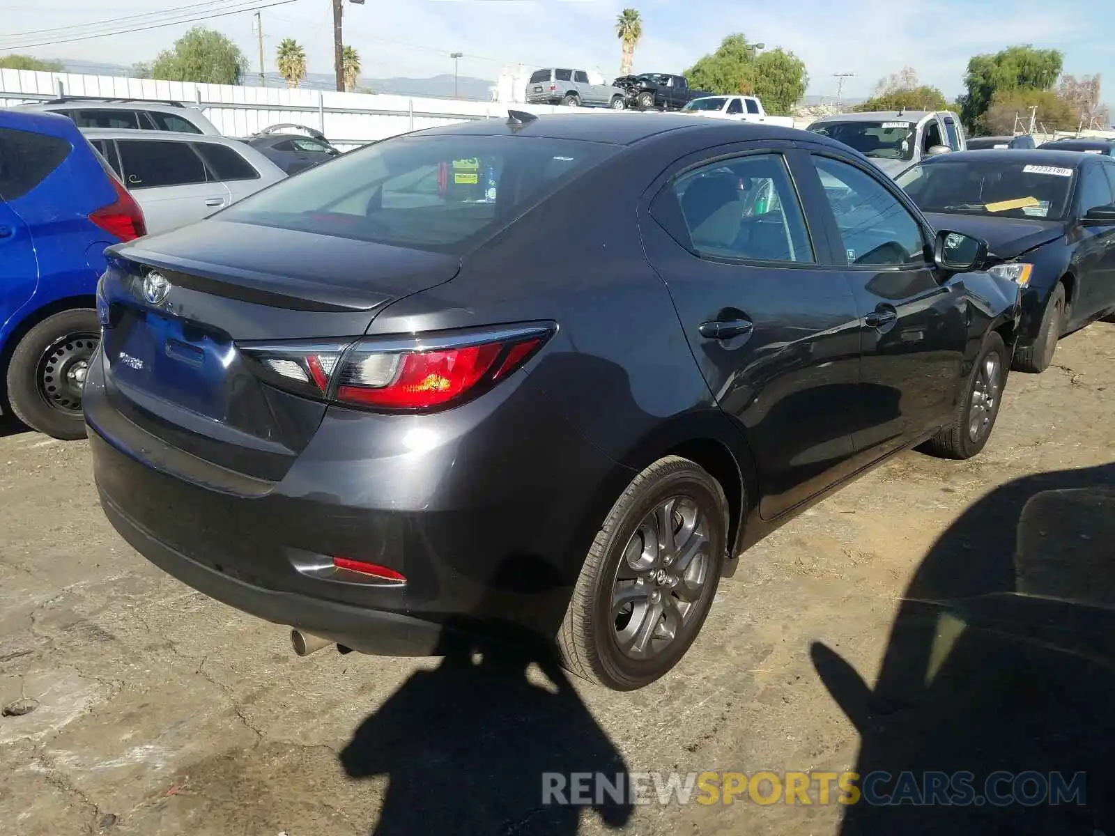 4 Photograph of a damaged car 3MYDLBYV5KY506728 TOYOTA YARIS 2019