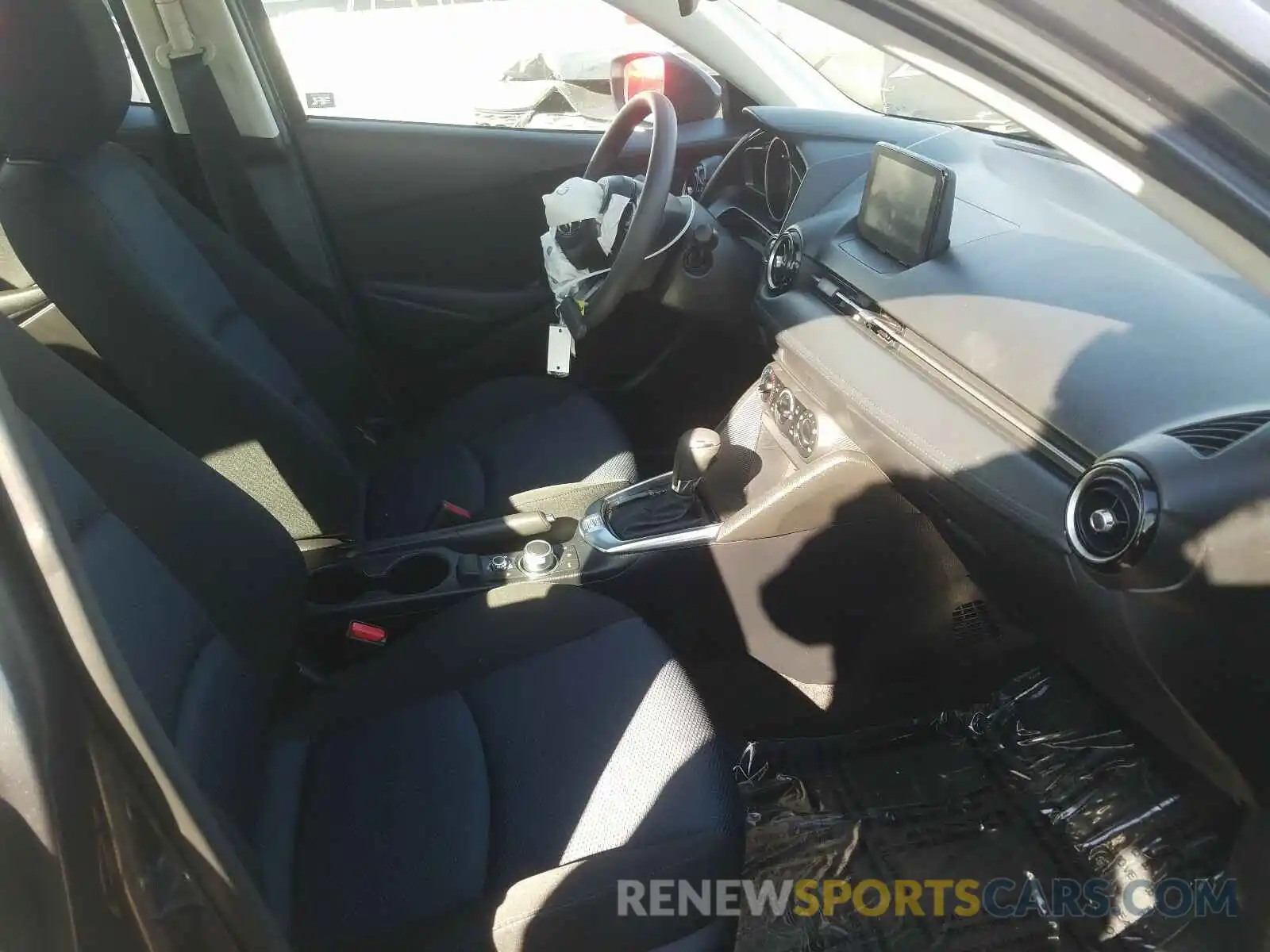 5 Photograph of a damaged car 3MYDLBYV5KY506728 TOYOTA YARIS 2019