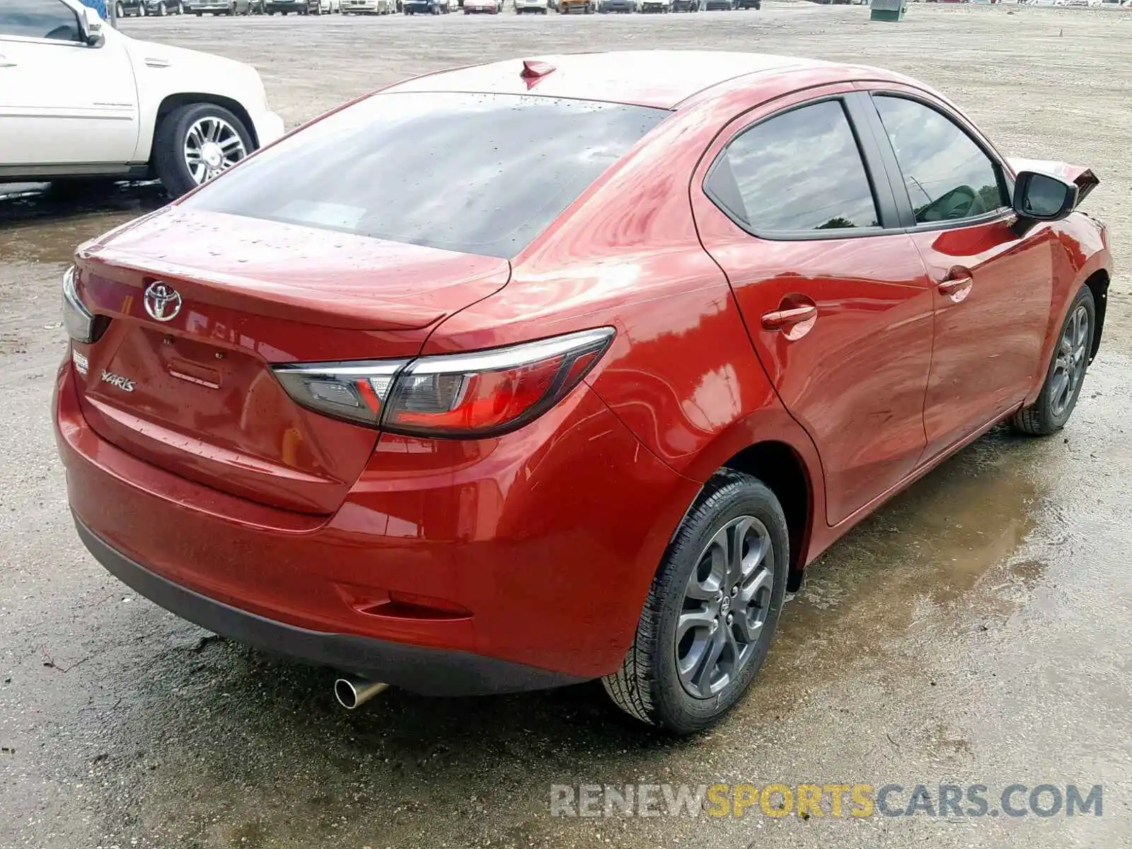 4 Photograph of a damaged car 3MYDLBYV5KY507975 TOYOTA YARIS 2019