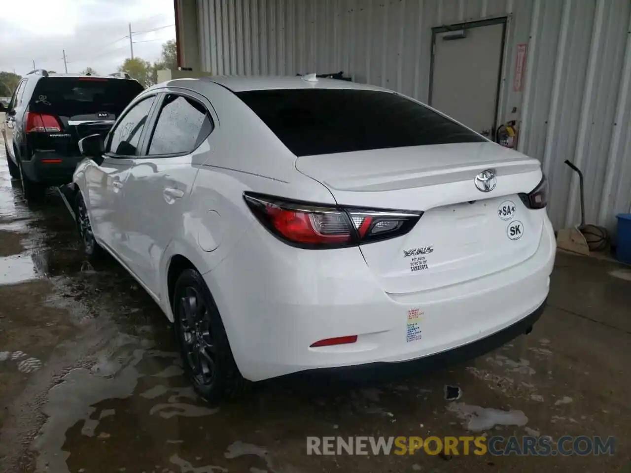 3 Photograph of a damaged car 3MYDLBYV5KY508379 TOYOTA YARIS 2019