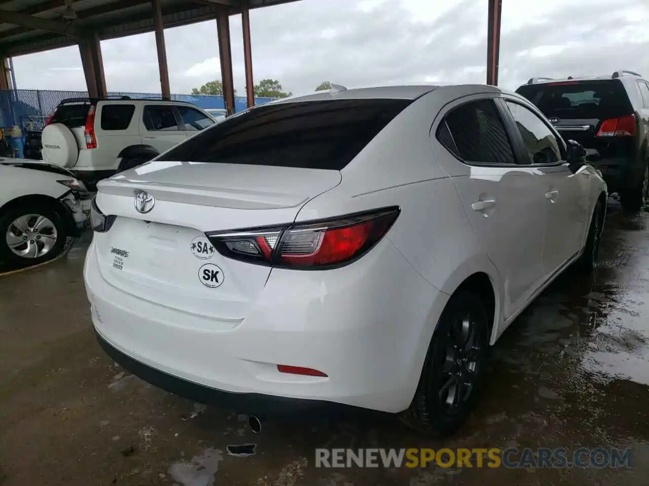 4 Photograph of a damaged car 3MYDLBYV5KY508379 TOYOTA YARIS 2019