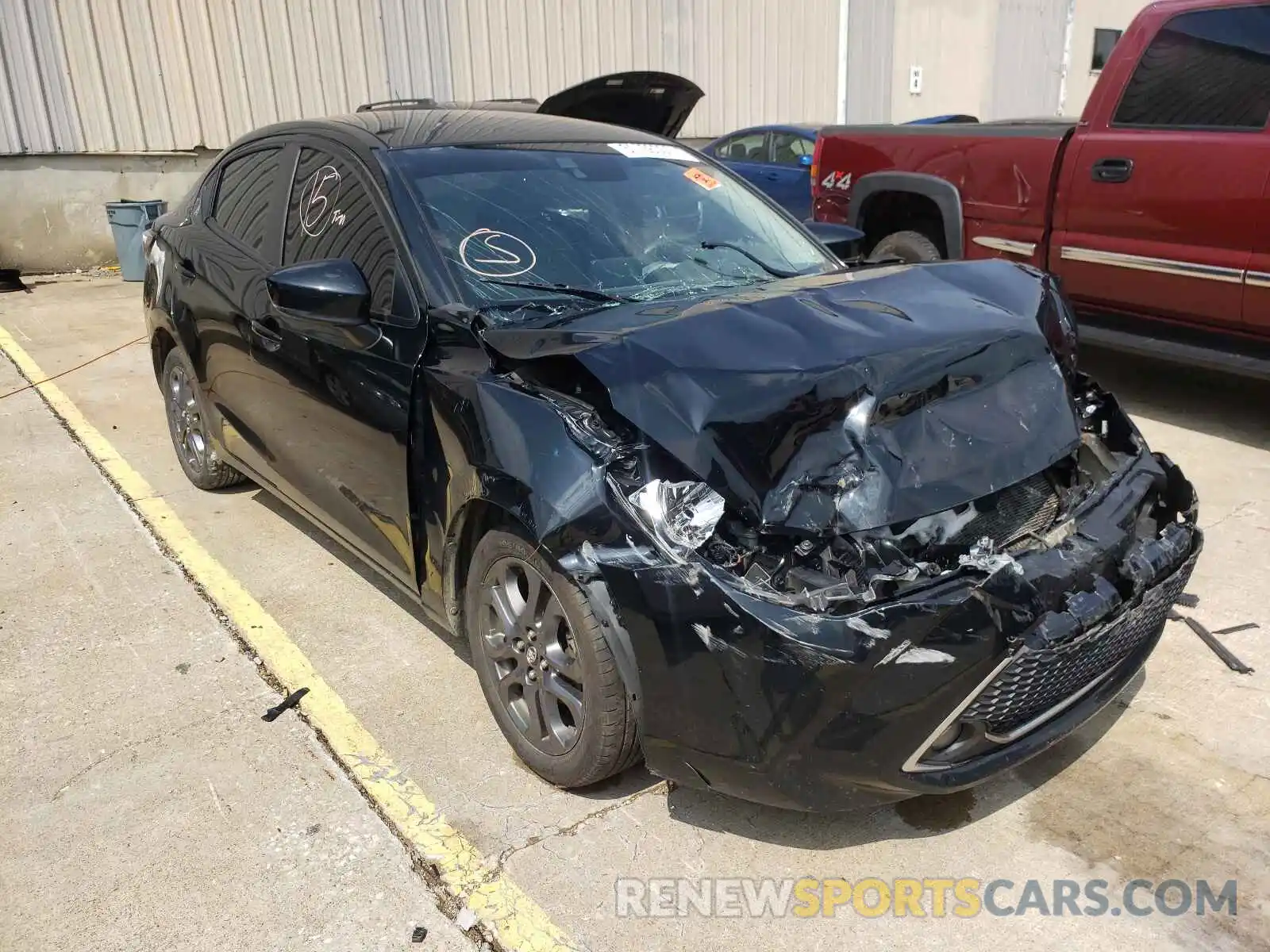 1 Photograph of a damaged car 3MYDLBYV5KY508396 TOYOTA YARIS 2019