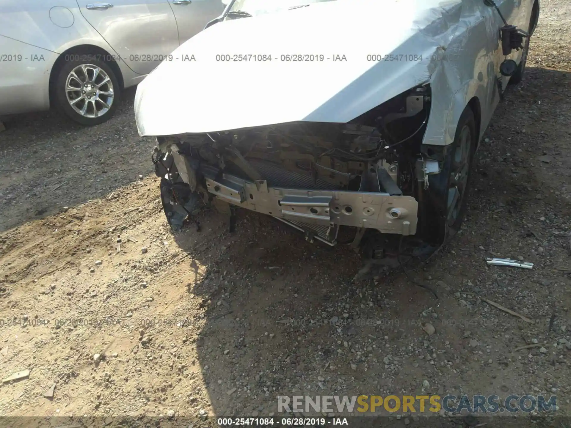 6 Photograph of a damaged car 3MYDLBYV5KY511220 TOYOTA YARIS 2019