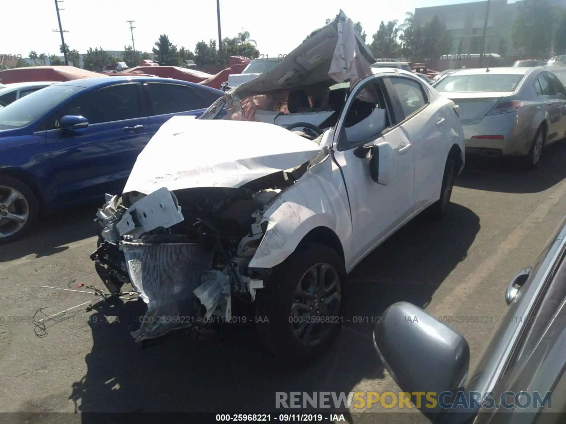 2 Photograph of a damaged car 3MYDLBYV5KY512318 TOYOTA YARIS 2019