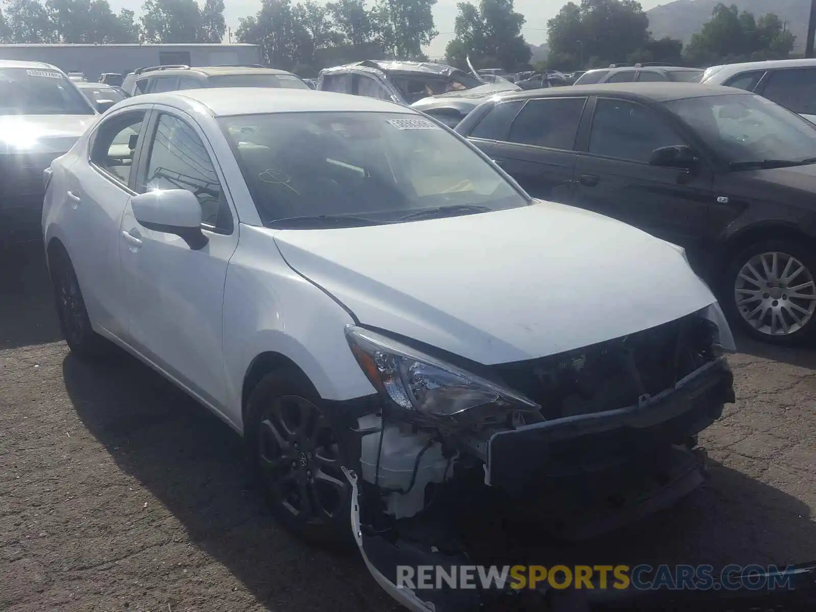 1 Photograph of a damaged car 3MYDLBYV5KY514389 TOYOTA YARIS 2019