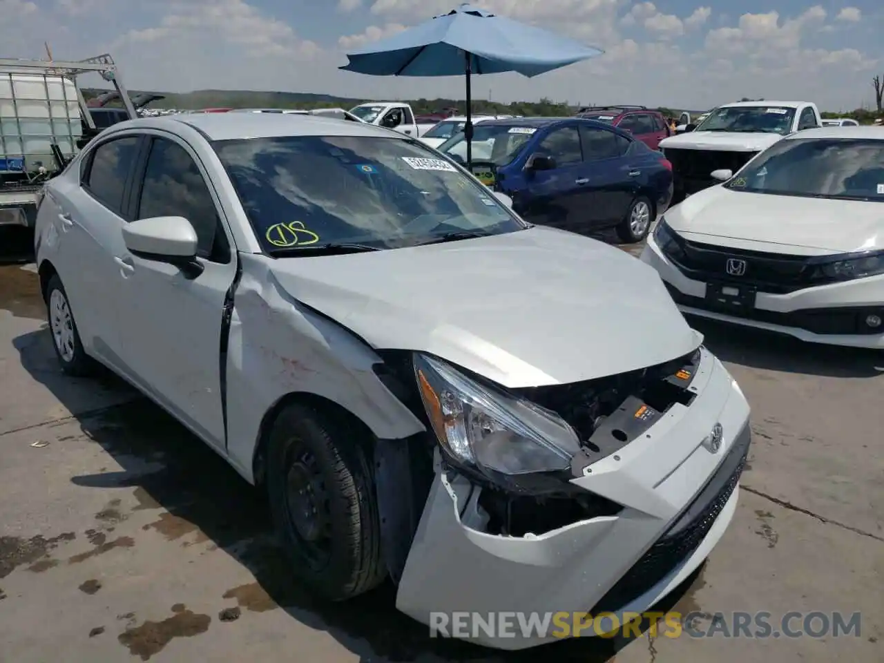 1 Photograph of a damaged car 3MYDLBYV5KY514425 TOYOTA YARIS 2019