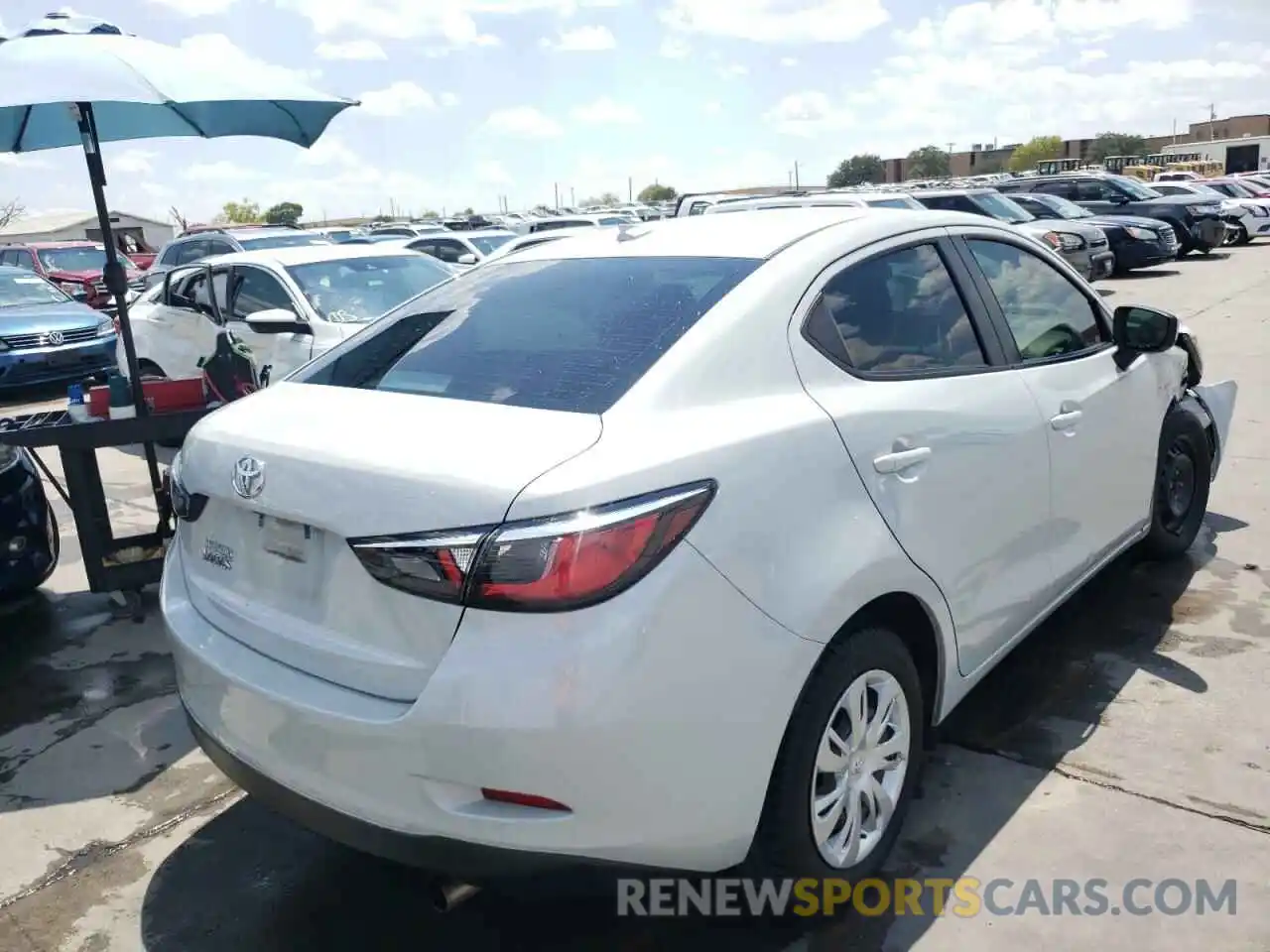 4 Photograph of a damaged car 3MYDLBYV5KY514425 TOYOTA YARIS 2019