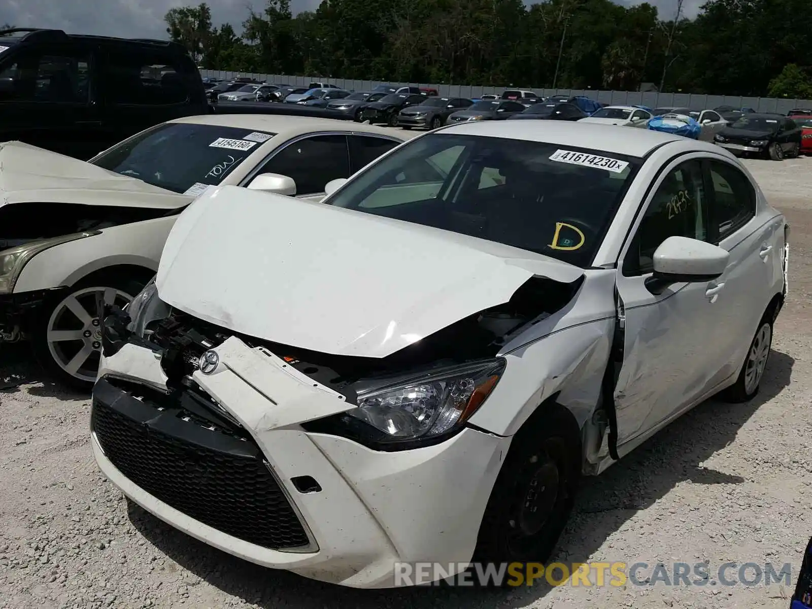 2 Photograph of a damaged car 3MYDLBYV5KY515073 TOYOTA YARIS 2019